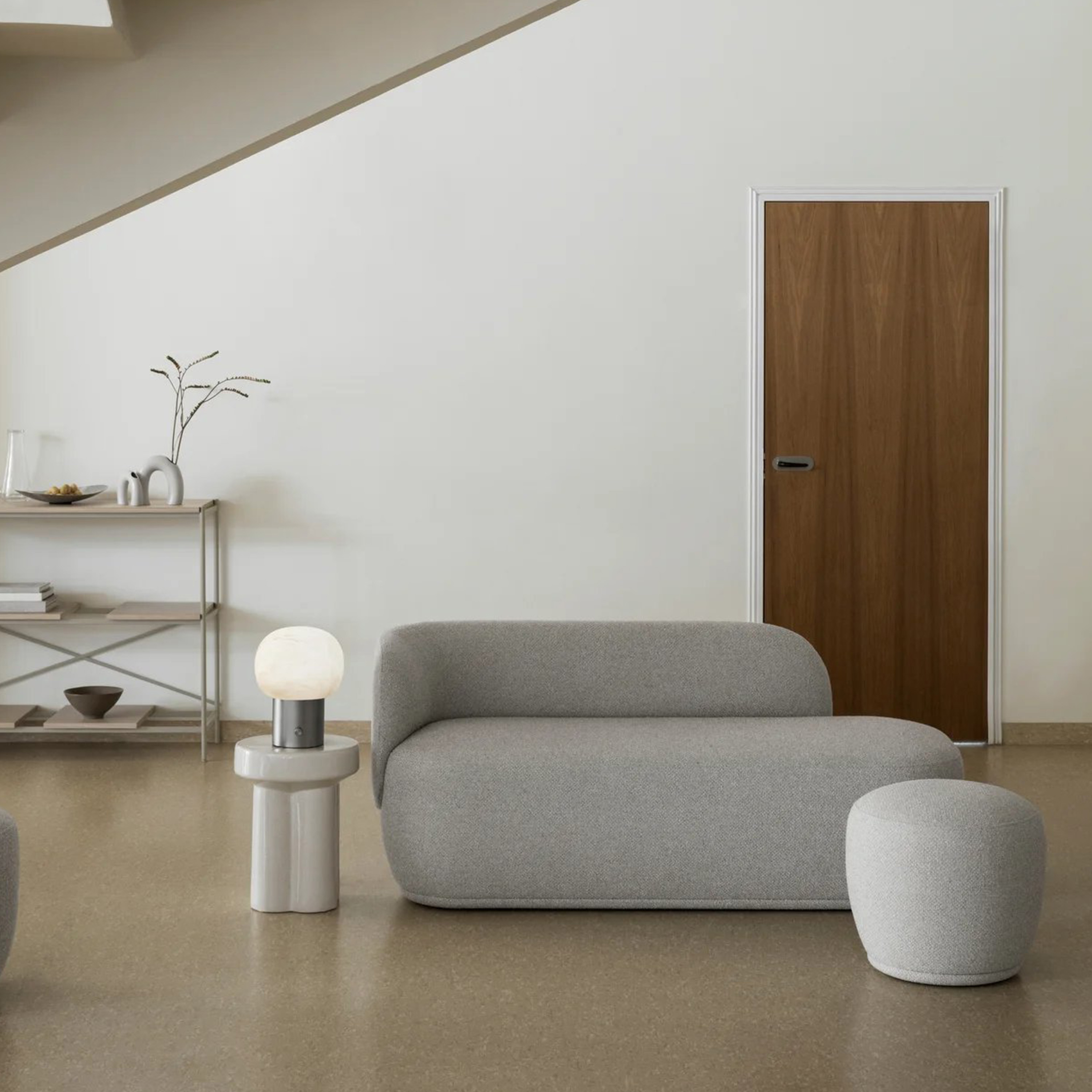 Blomus Toru Keraaminen Sivupöytä Lily White Shape Big