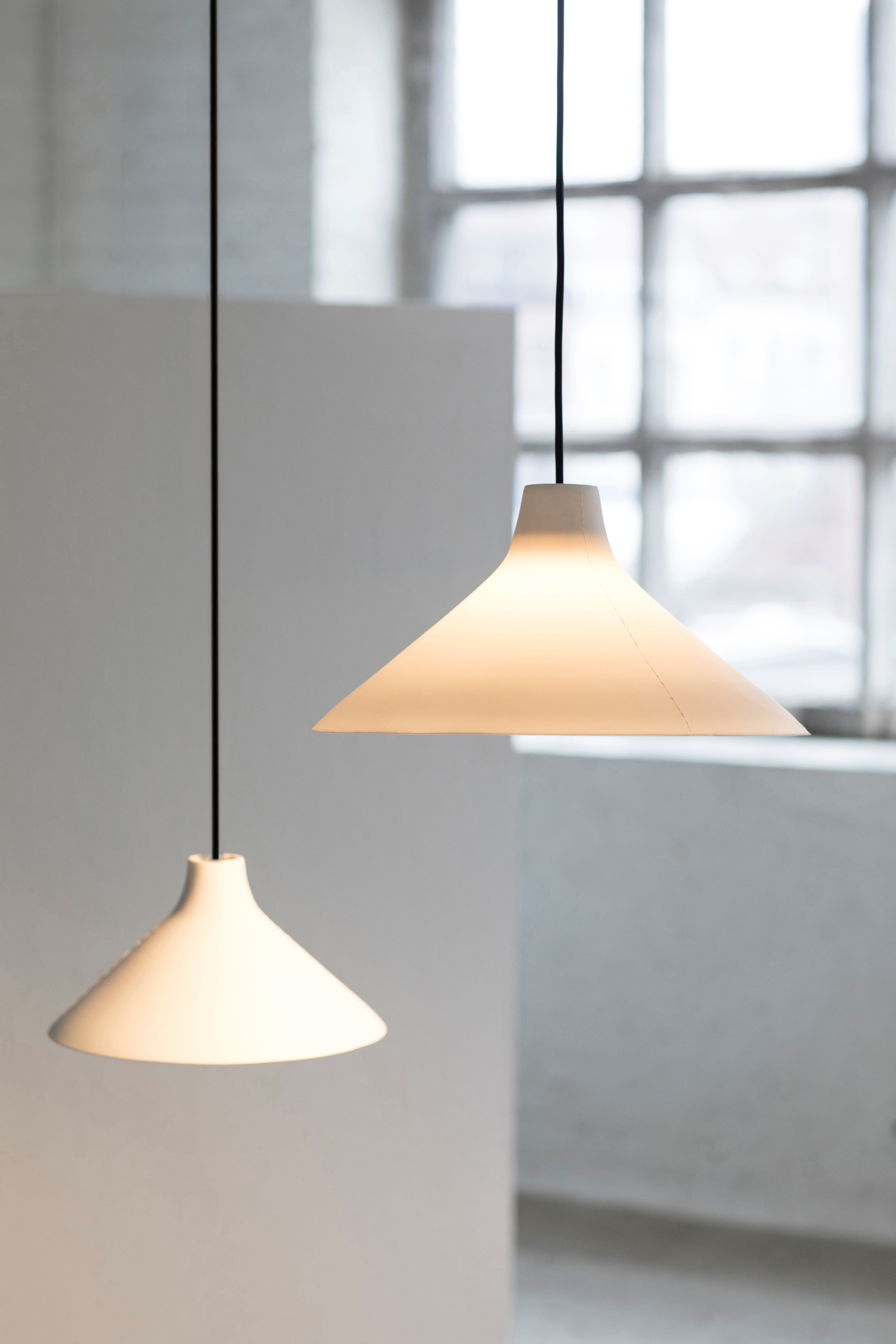 Serax Seam Kattovalaisin White Large