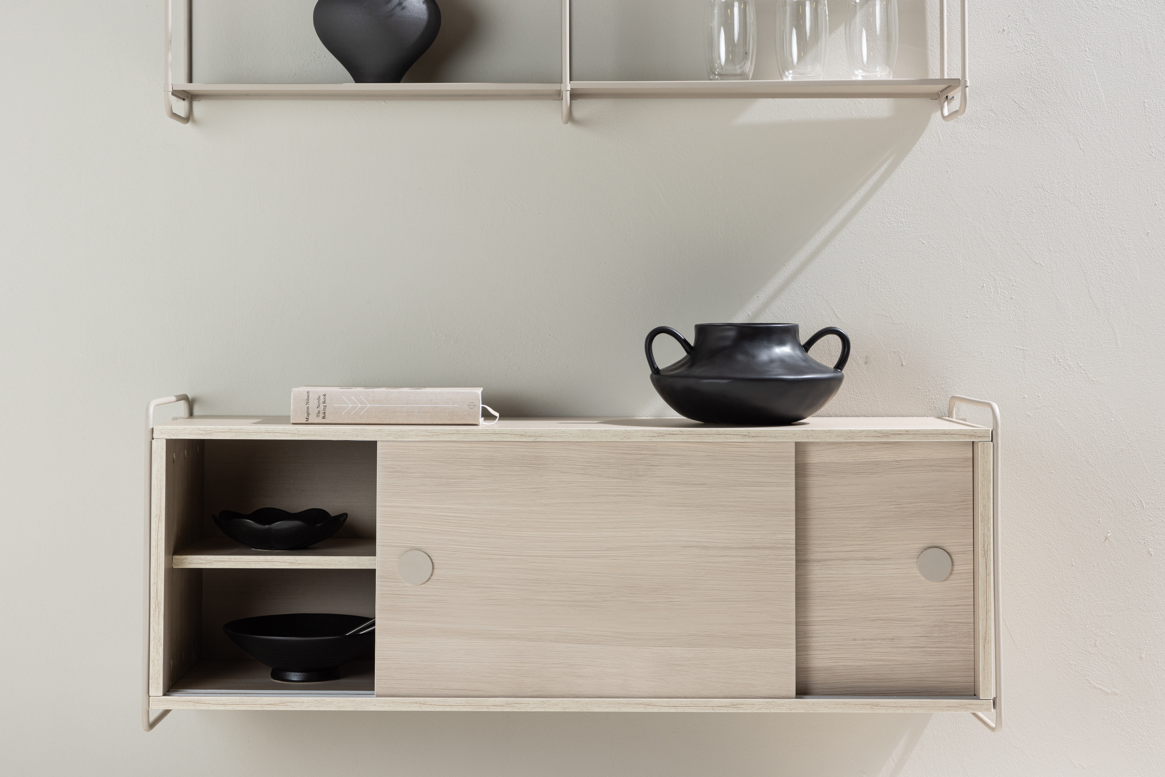 Venture Home Paris Väggskåp Whitewash 122cm