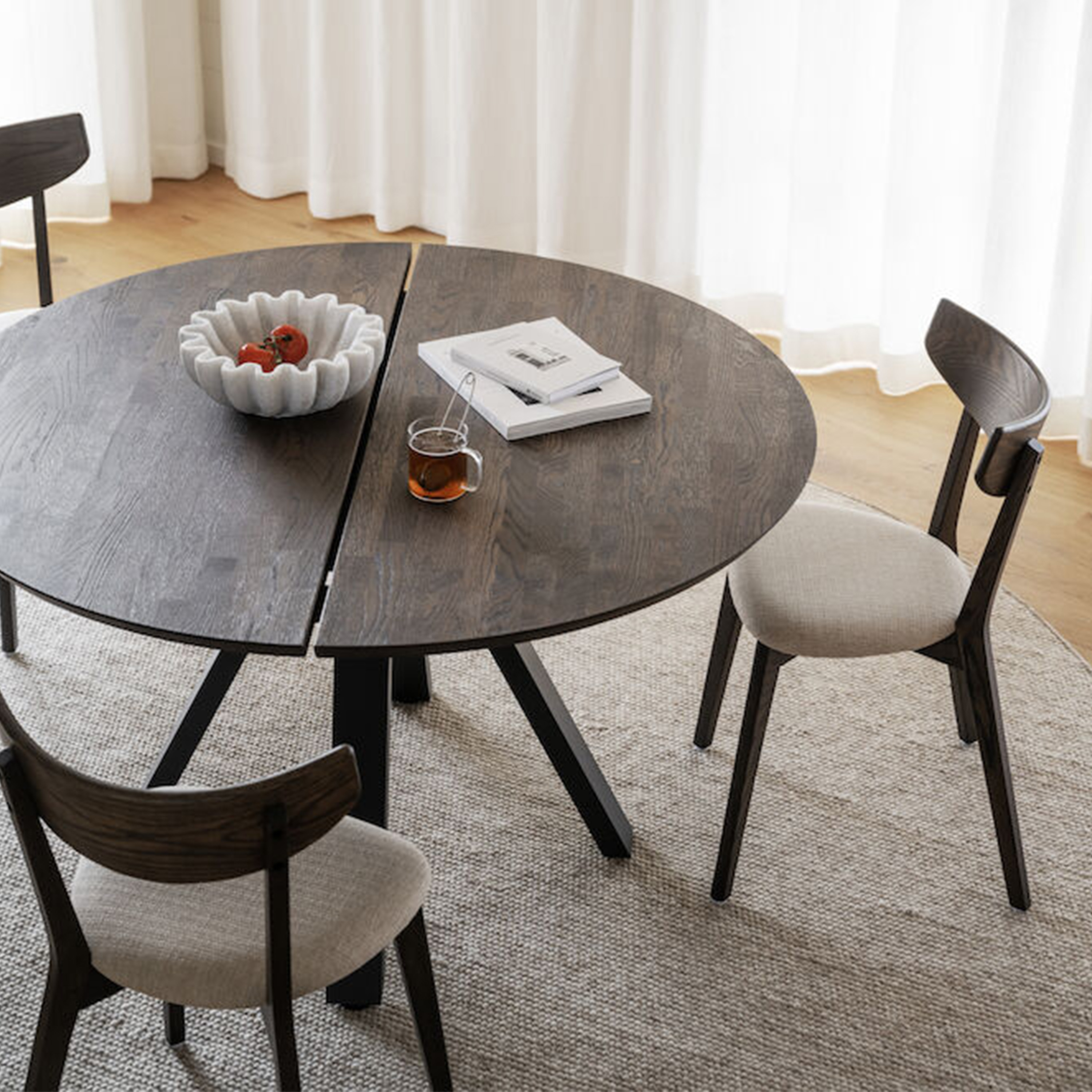 Rowico Home Ami Matstol Brun Ek/Beige