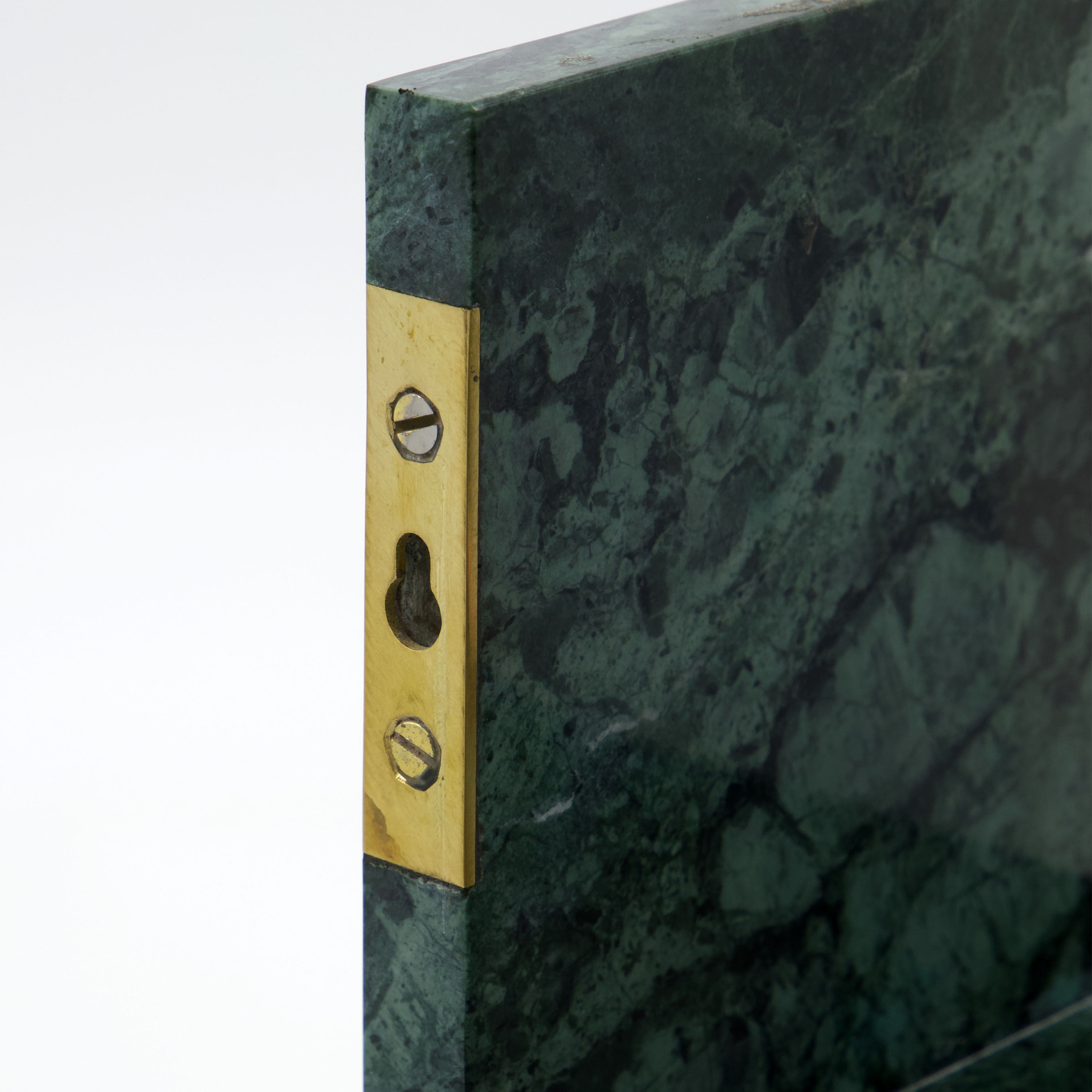 House Doctor Marr vegghylle grønn marmor 50 cm