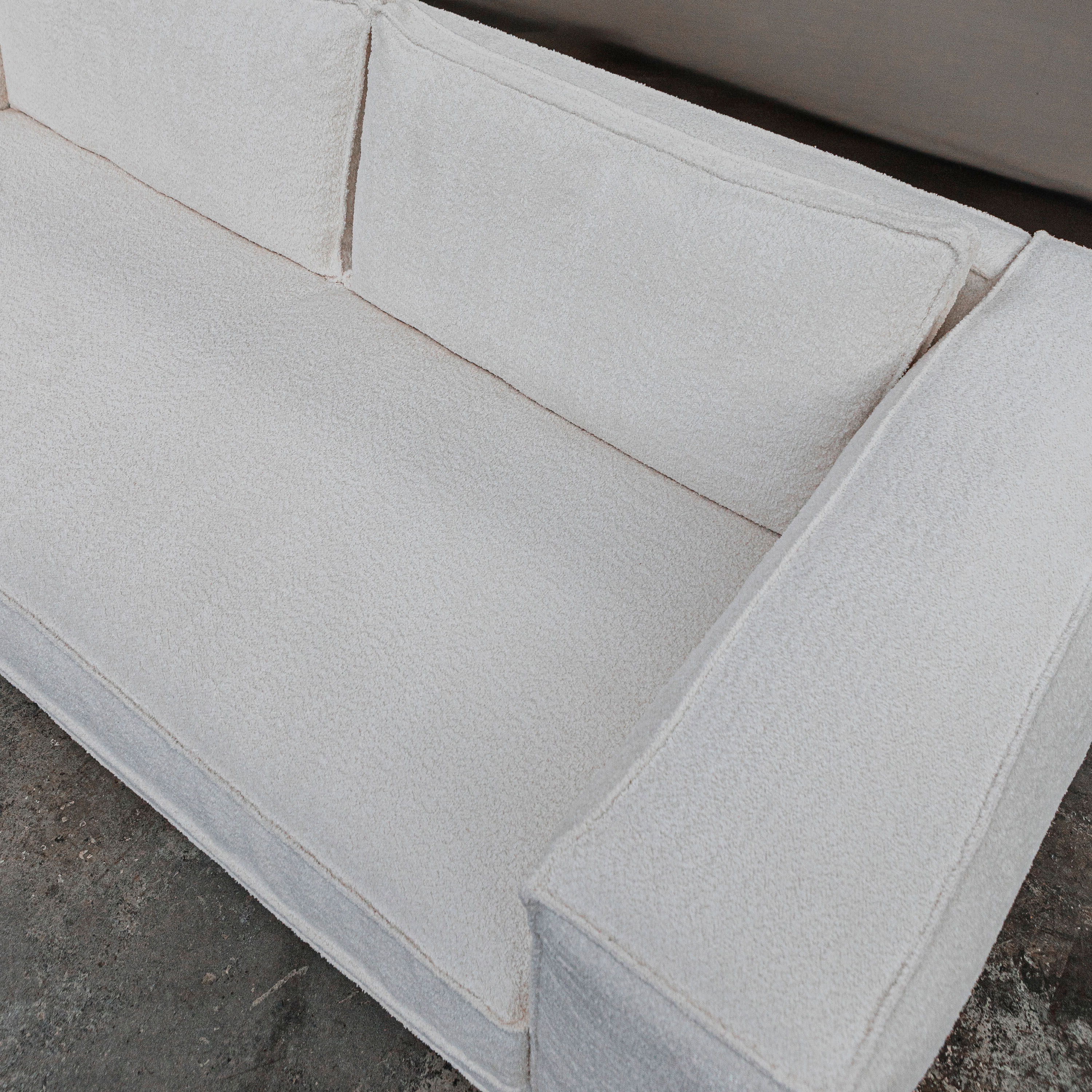 Tinted Klinge-sohva Bouclé Soft Offwhite 243cm