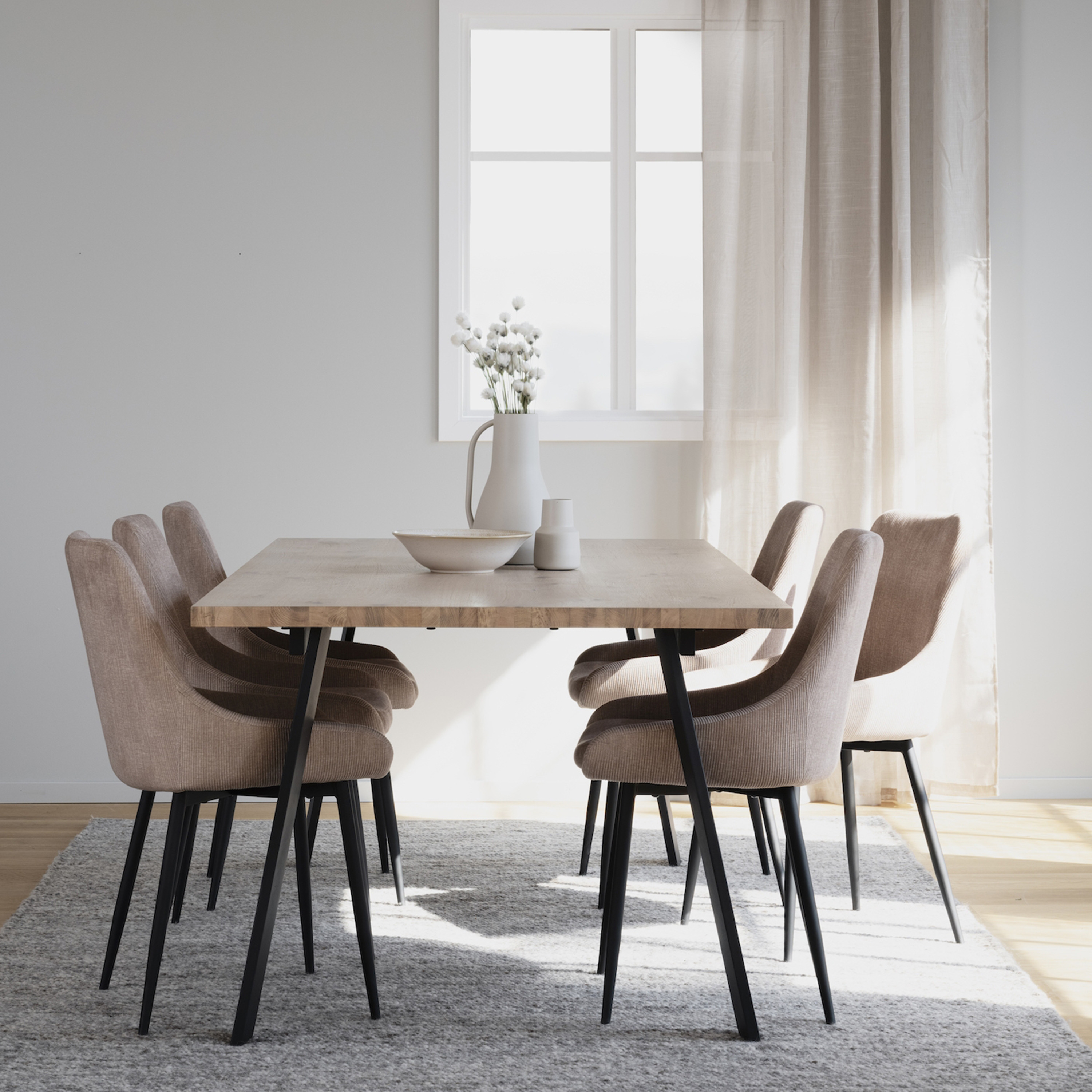 Rowico Home Winnipeg Matbord Vitpigmenterad Ek 200cm