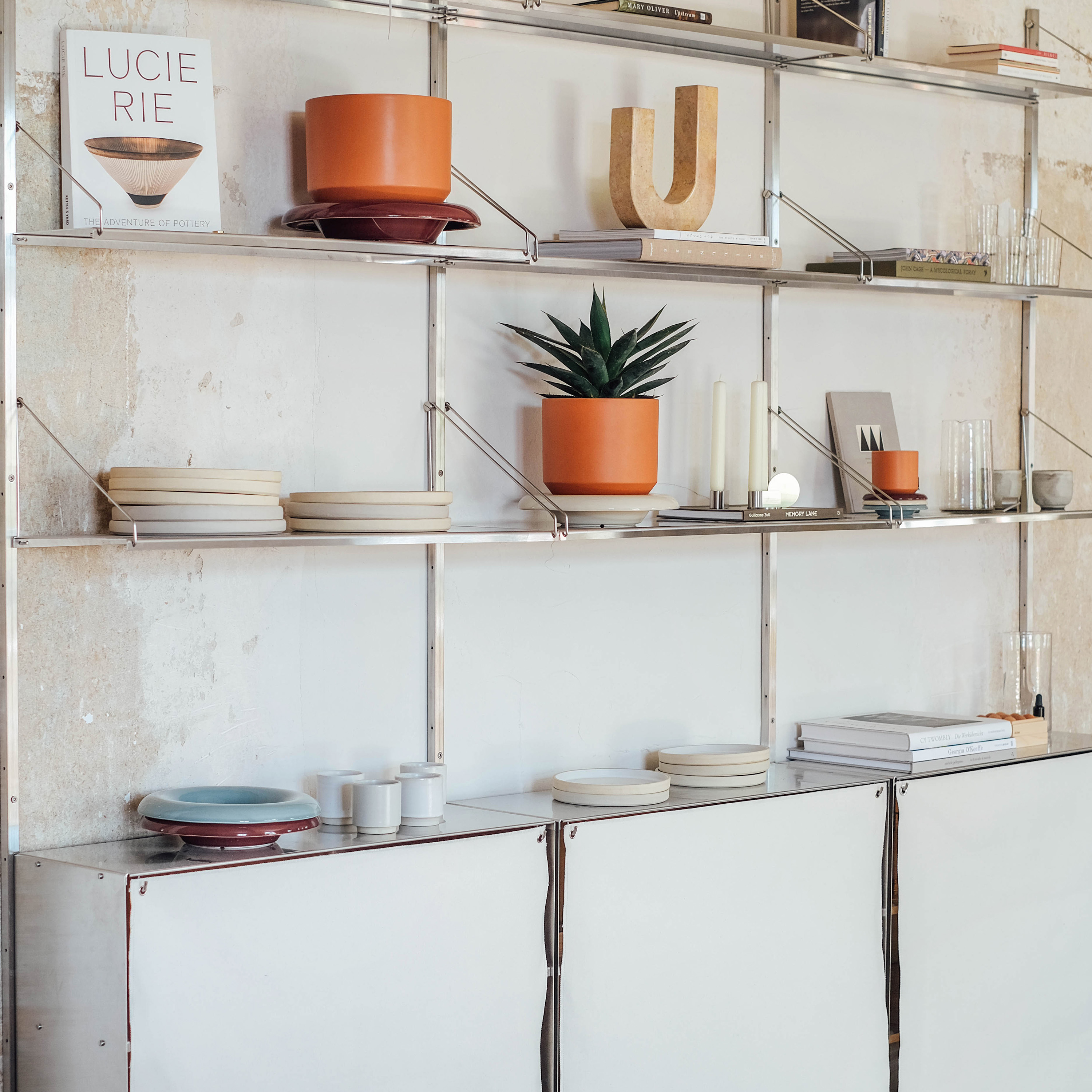 Bergs Potter Lily Untersetzer glasiert Misty Blue Ø18