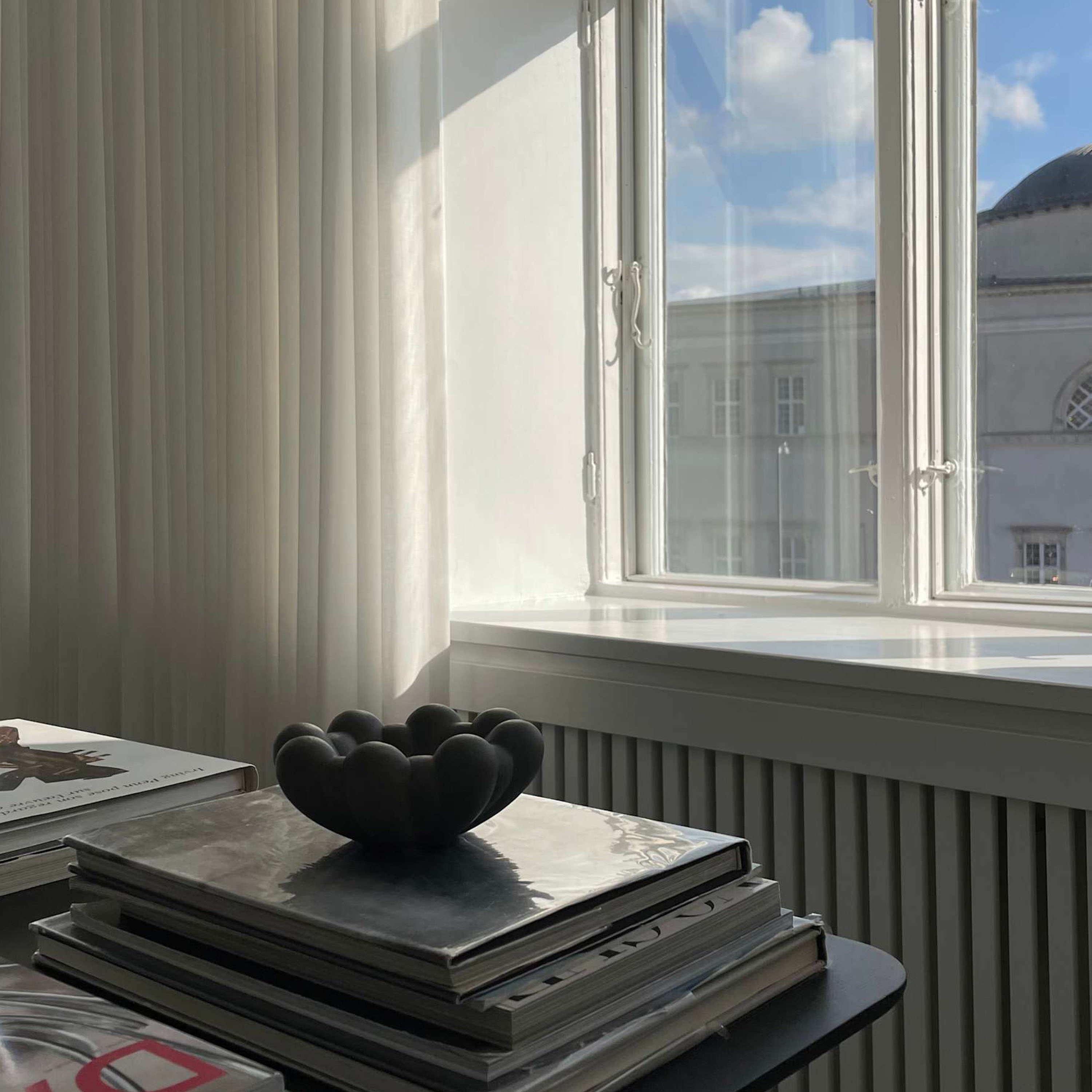 101 Copenhagen Bloom Kulho Dark Grey Mini