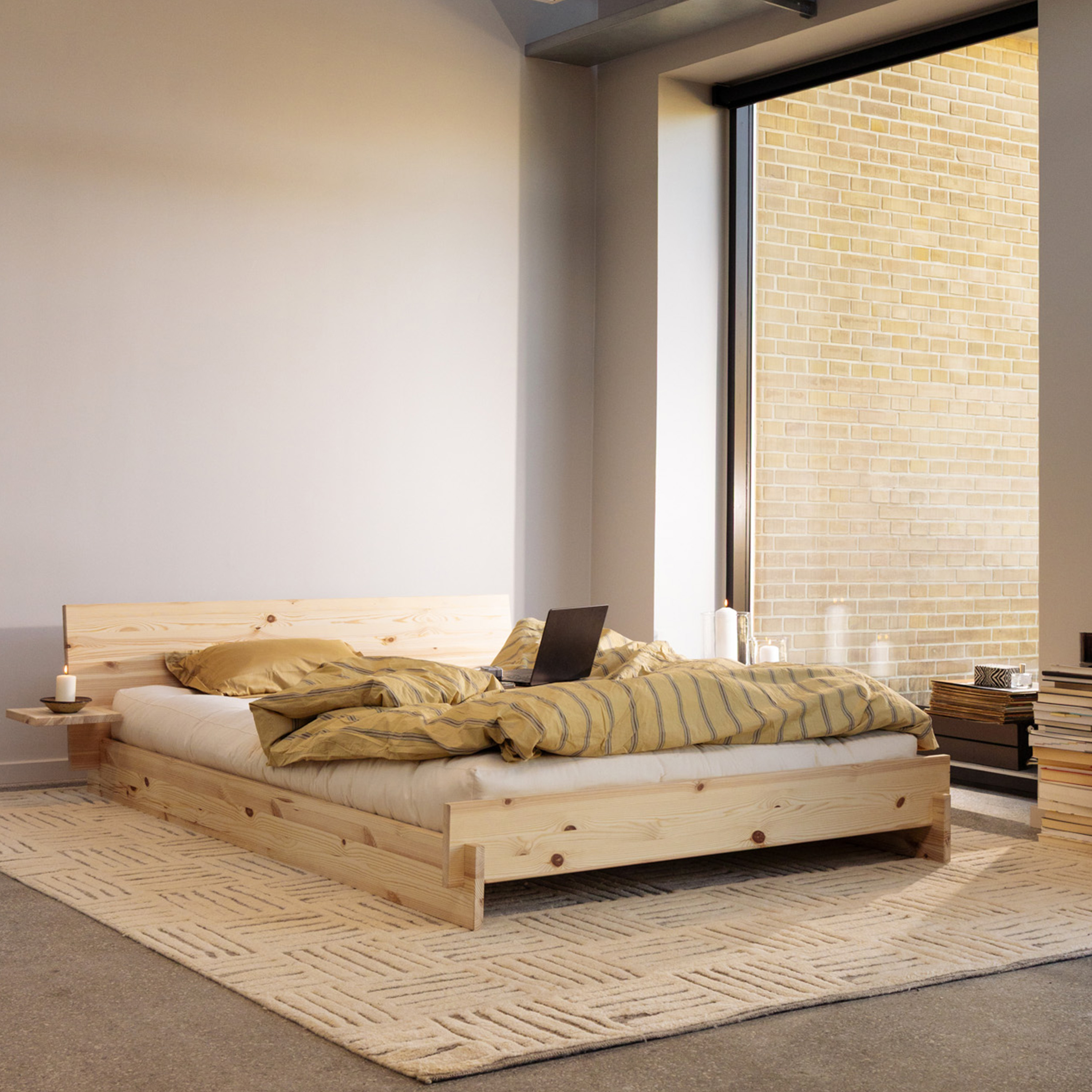 Karup Design Latch Sengeramme Raw 160cm