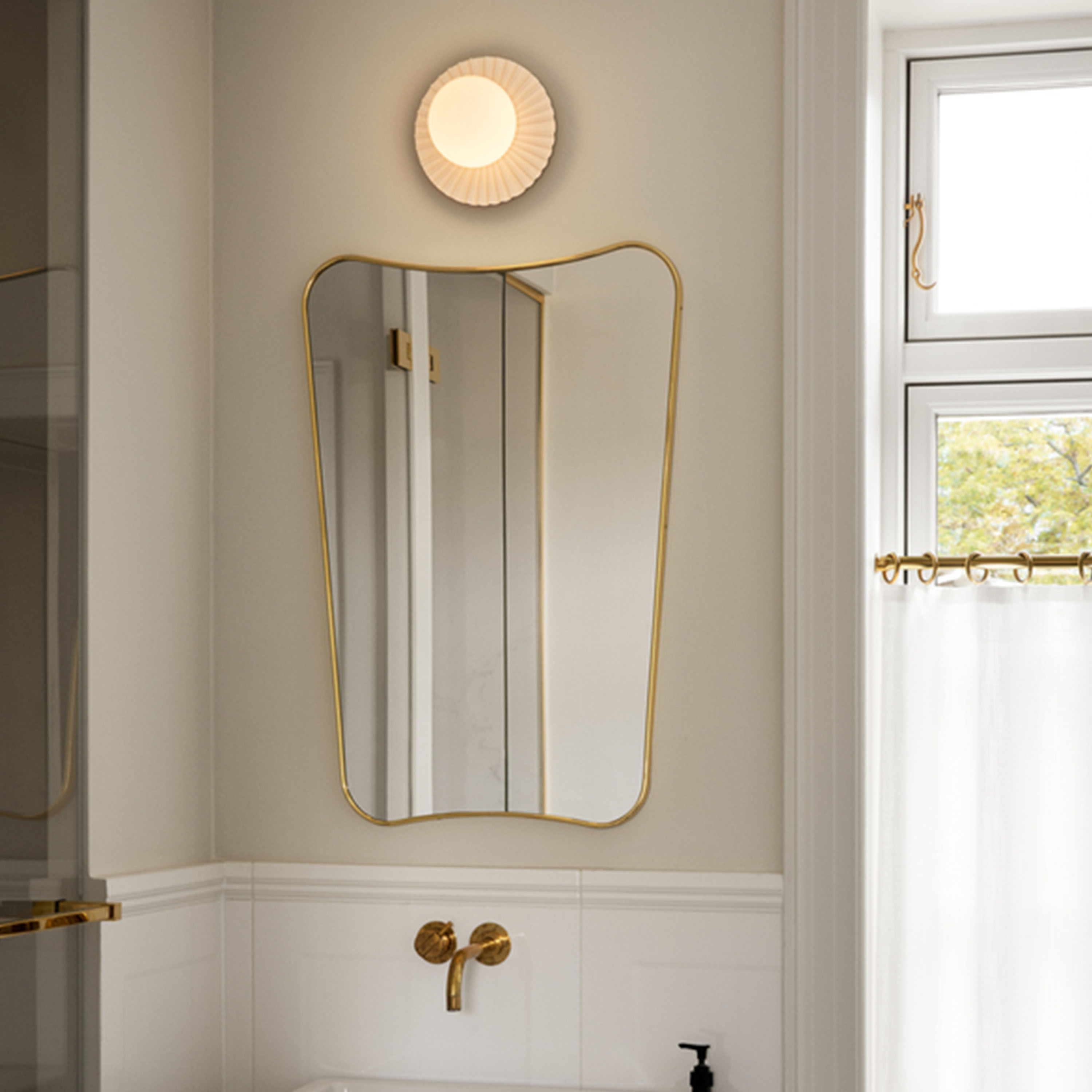 Nuura Liila Muuse Vägg/Taklampa White/Opal Ø20