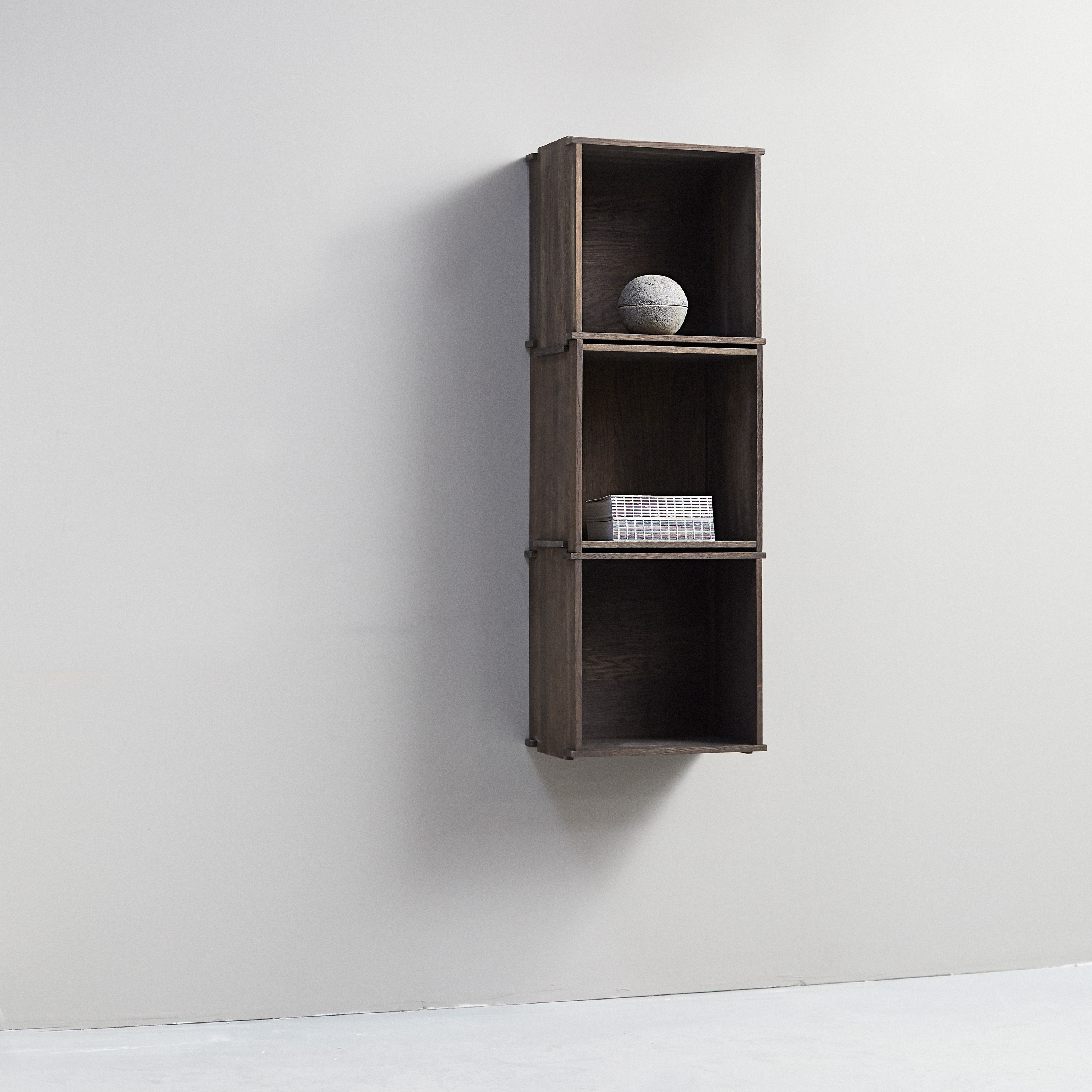 Muubs Blocks Vägghylla Smoked Oak 44x30