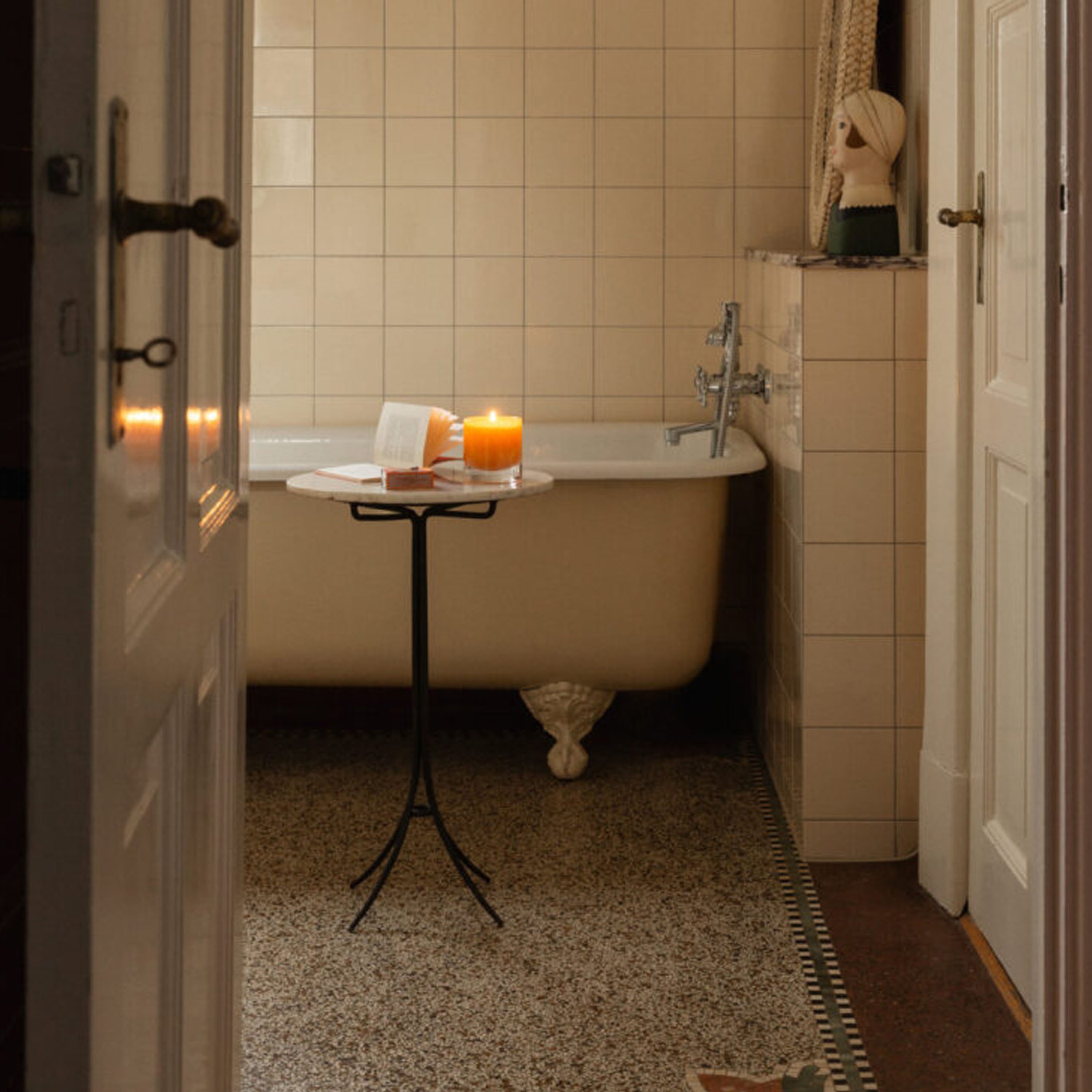 Olsson &amp; Jensen Rionne sidebord beige 66x41