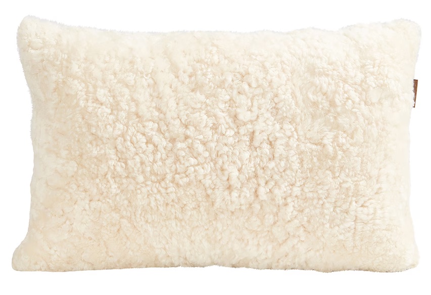 Alice Prydnadskudde Fårskinn Creme 40x60
