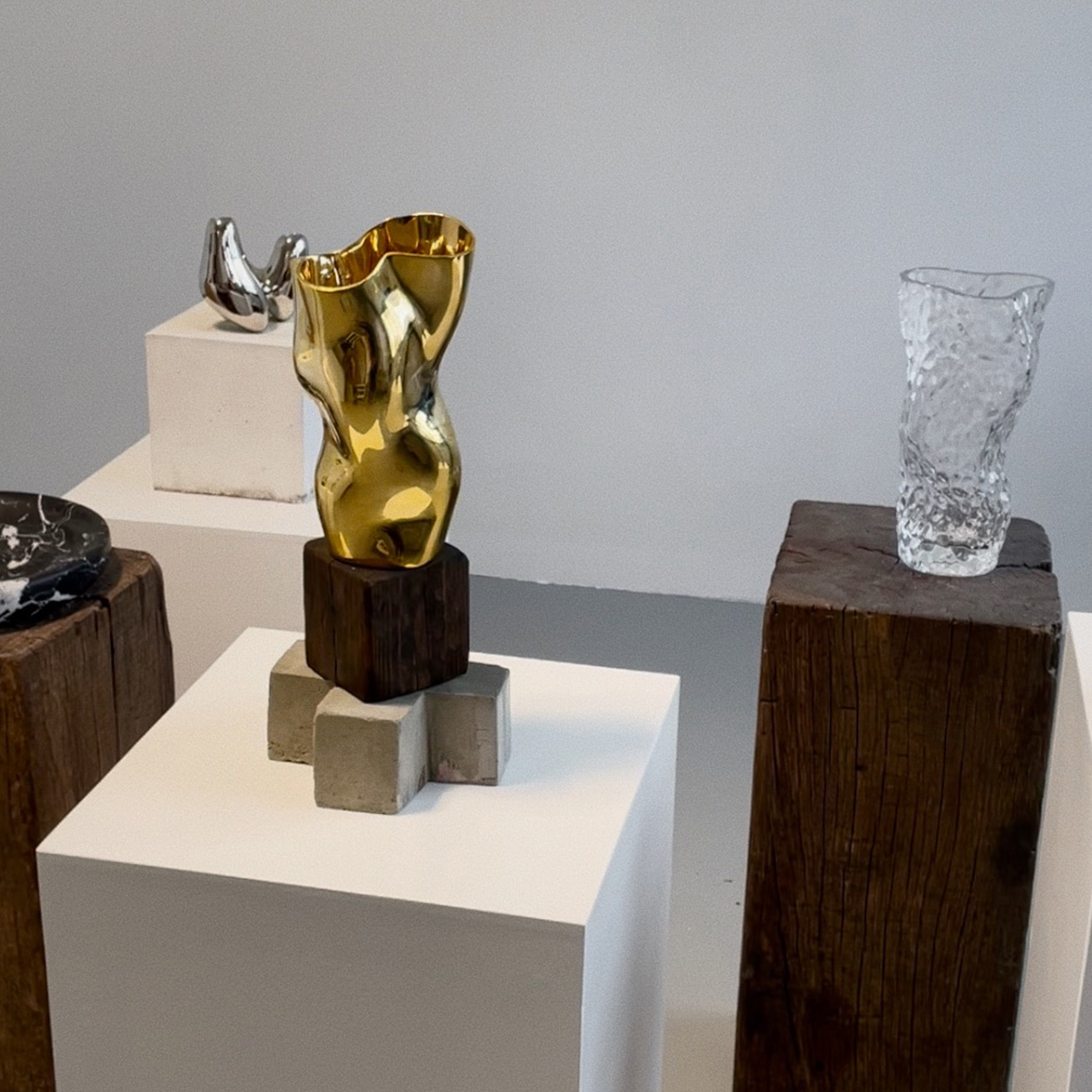 Hein Studio Ostrea 25 Maljakko Messinki 25cm