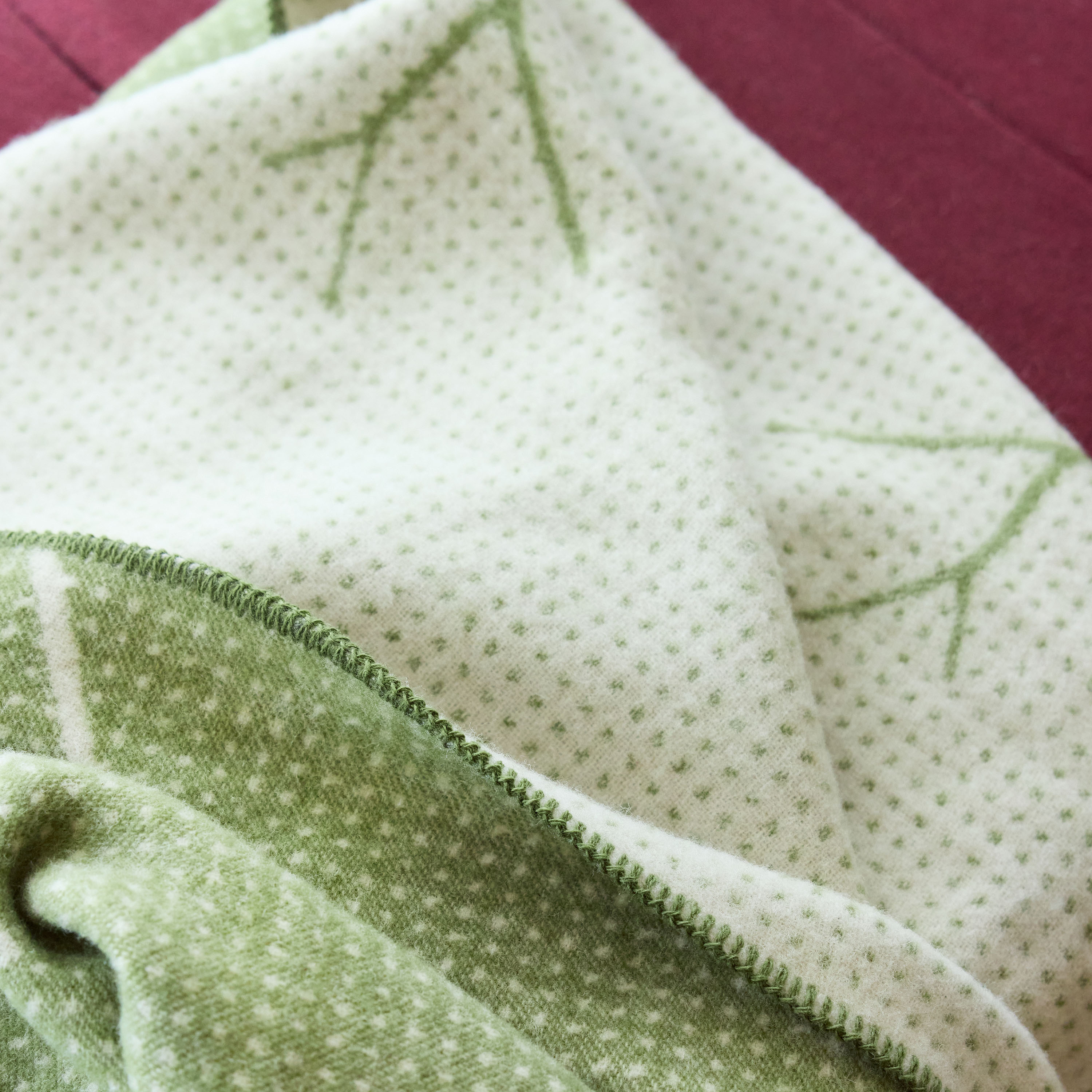 Northern Fall Pledd Grønn 130x170