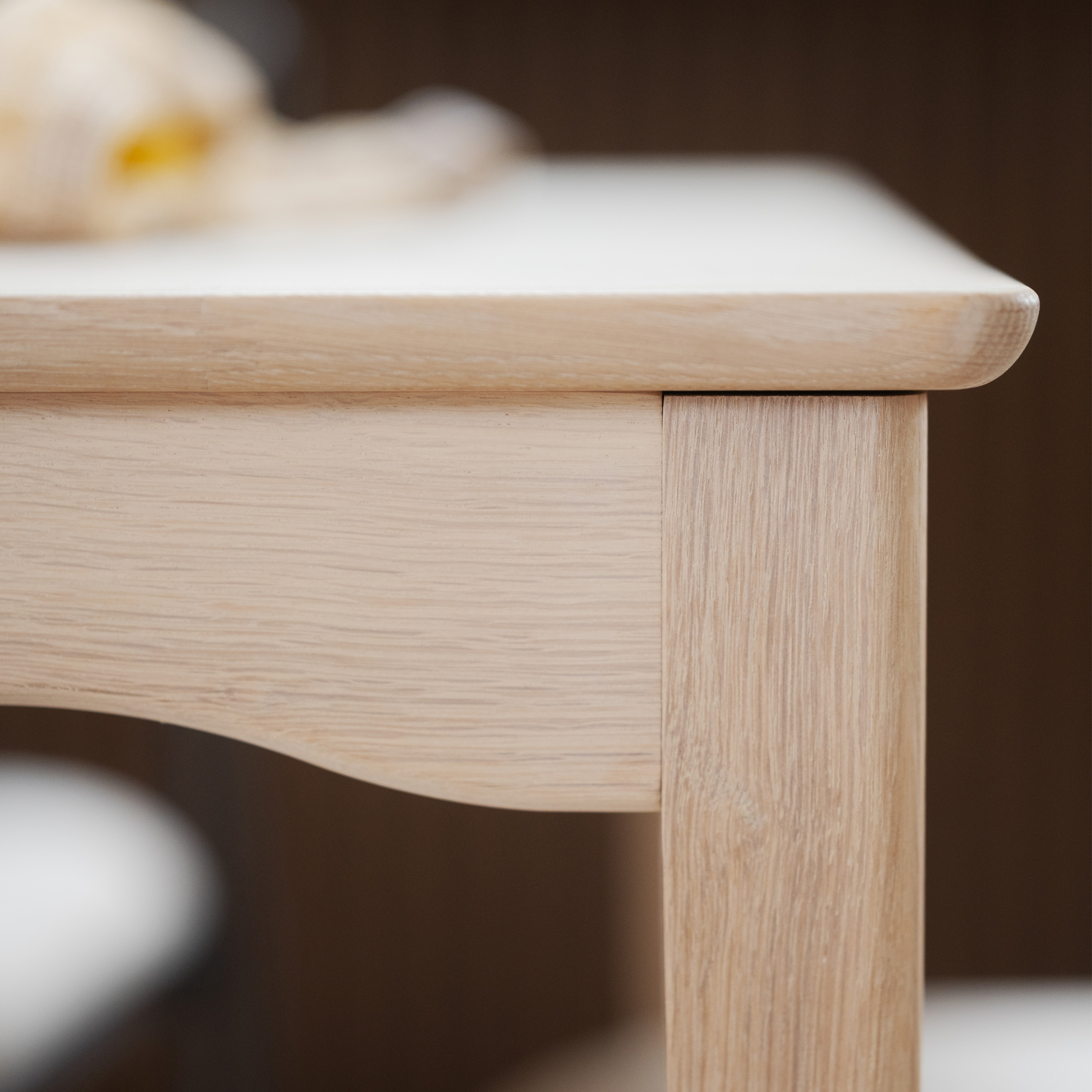 Rowico Home Markham Esstisch Weißpigmentiert 180cm