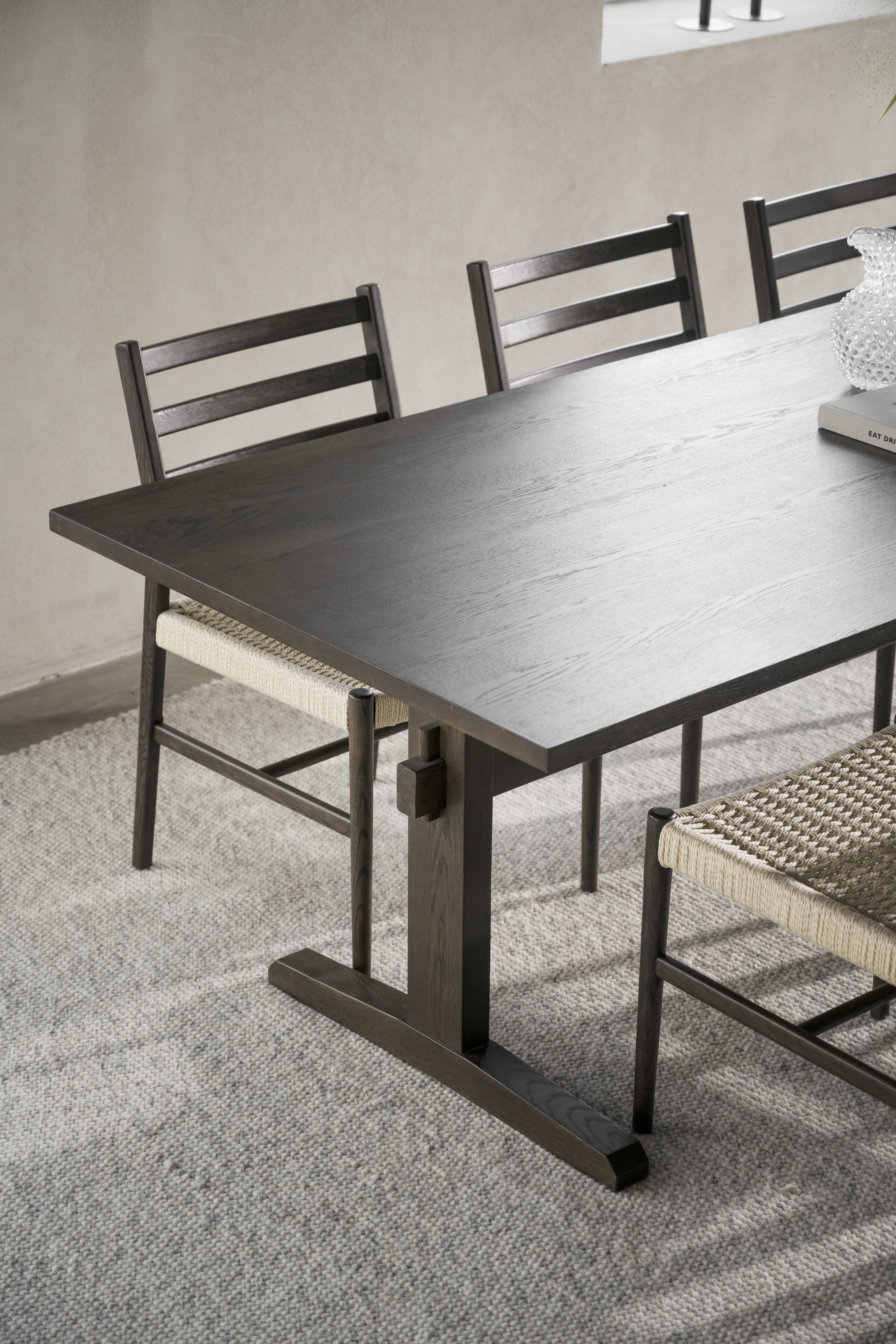 Rowico Home Harlan Matstol Brun Ek