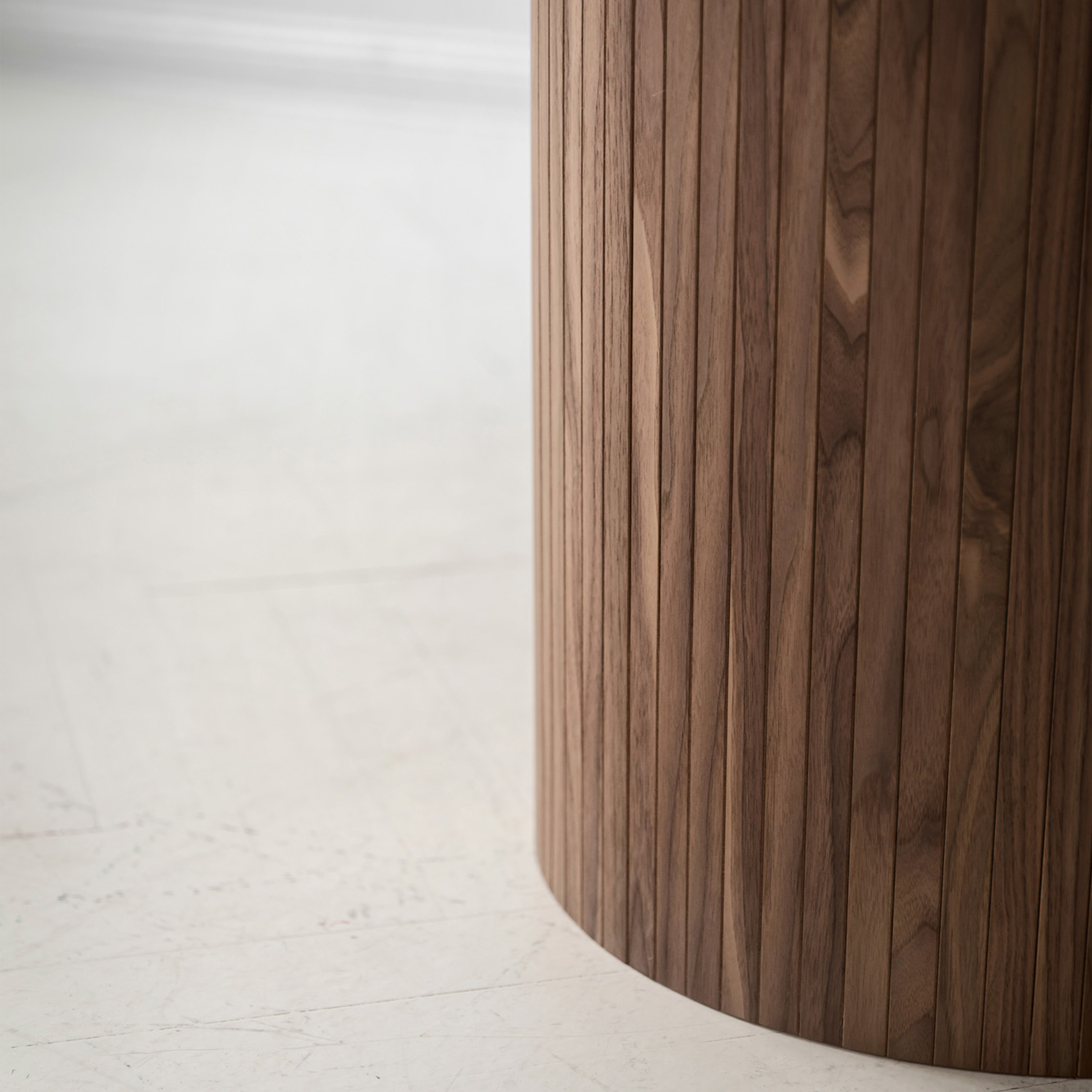 Sleepo Collection Adele Matbord Valnöt Ø130