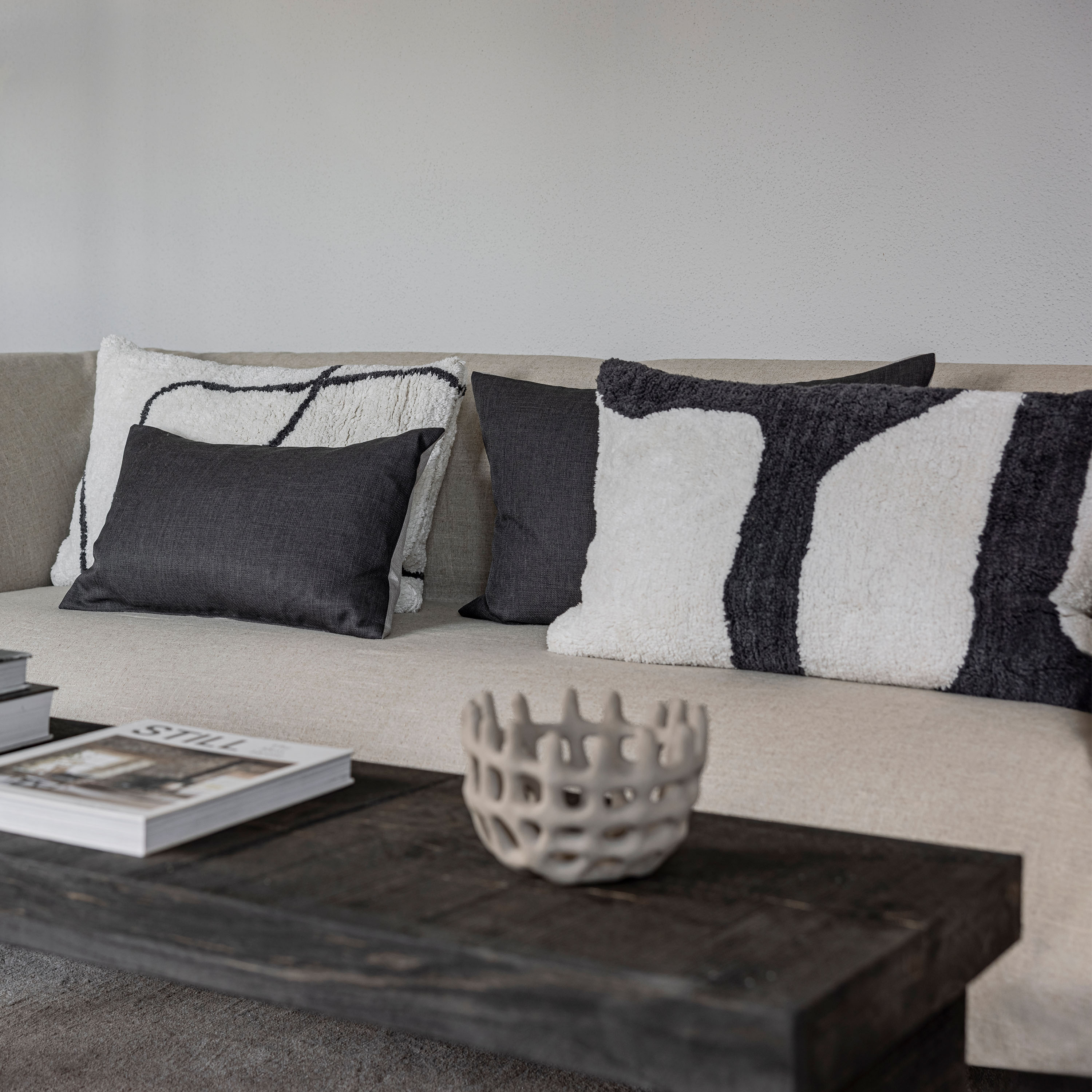 Mette Ditmer Shadow Kissenbezug Offwhite 40x60