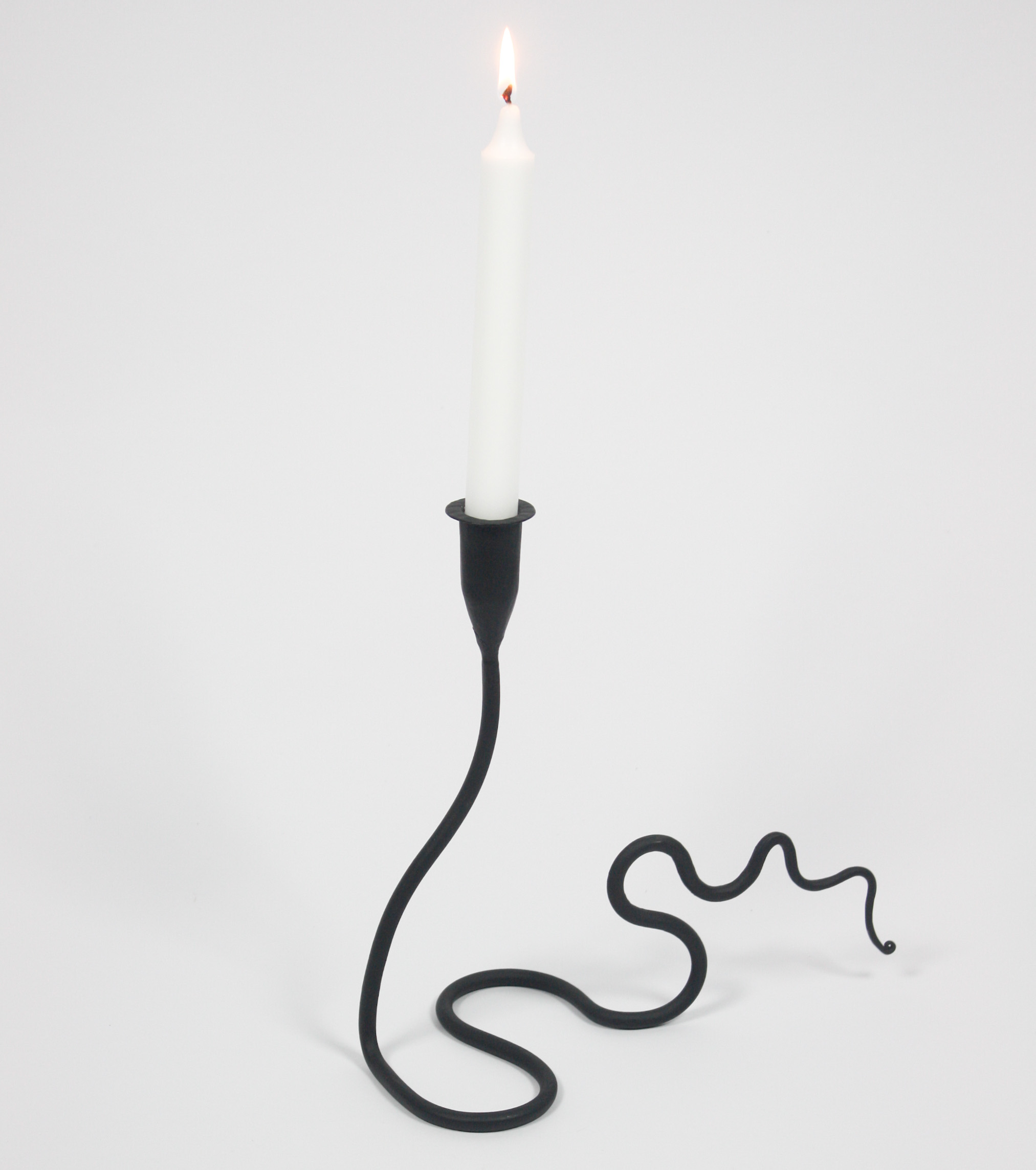 Olsson &amp; Jensen Kaa Ljusstake Svart 26cm