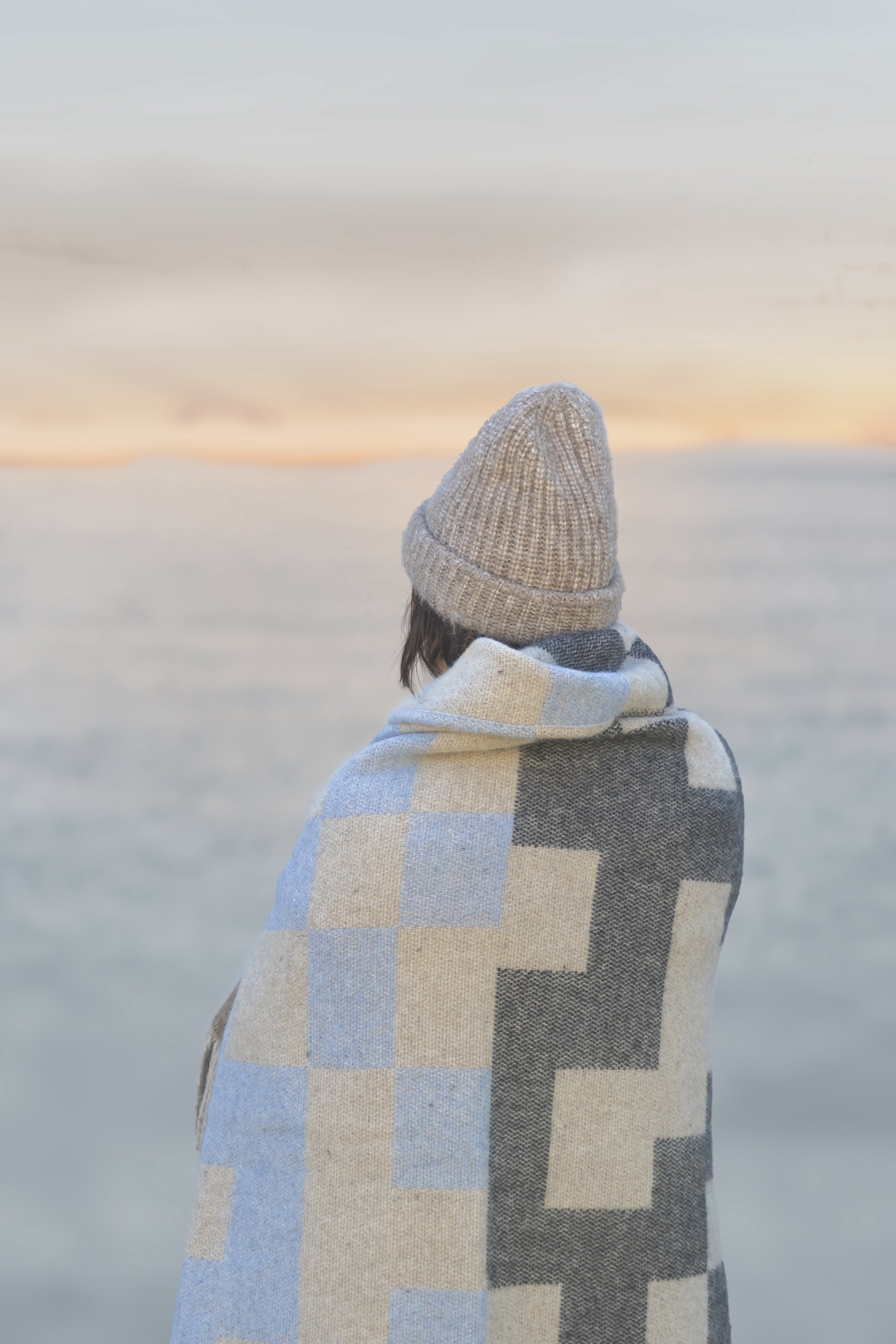 Mette Ditmer Maze Decke Hellblau 130x190