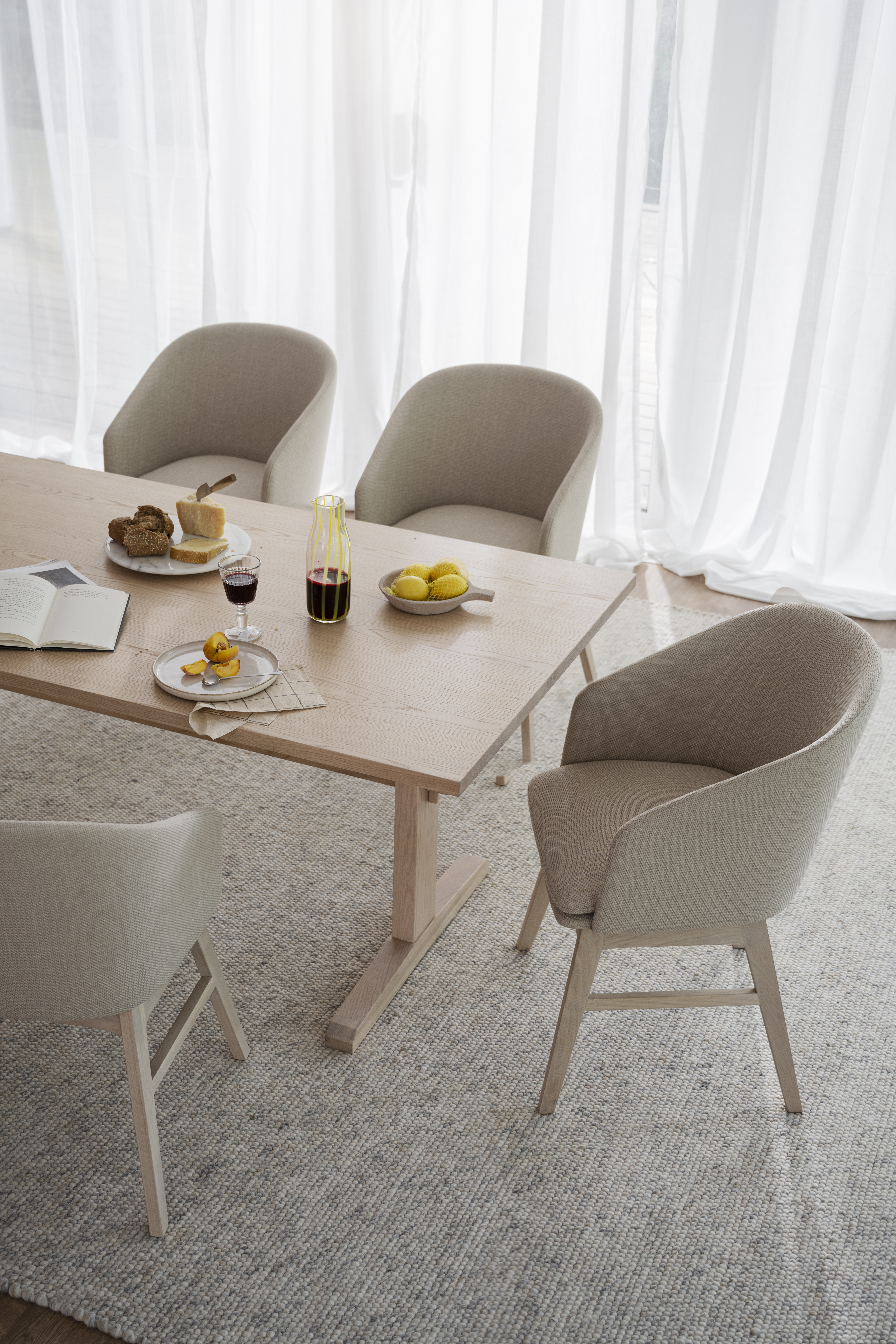 Rowico Home Windham Karmstol Beige/Vitpigmenterad