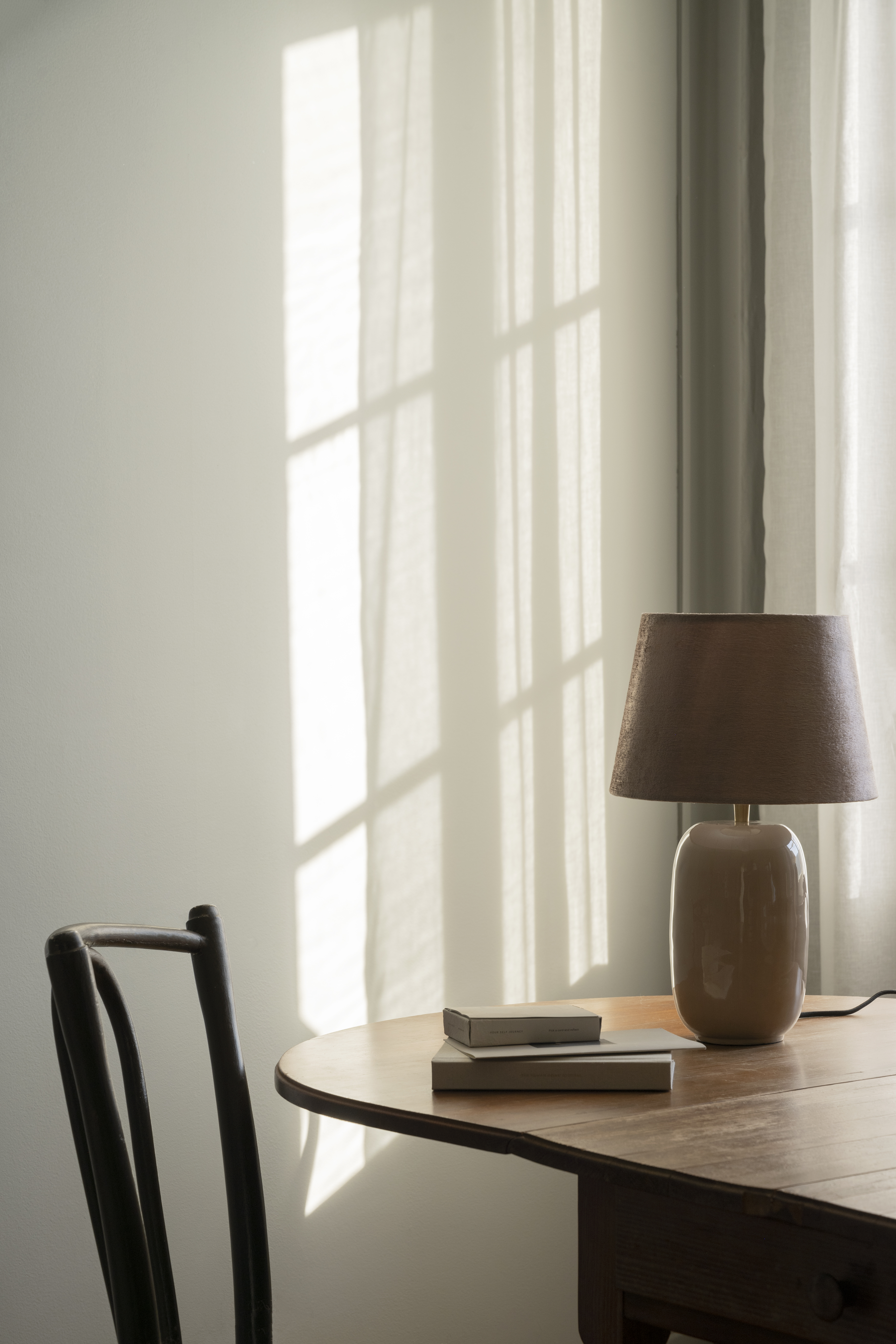 Watt &amp; Veke Emily Lampfot Beige 28.5cm