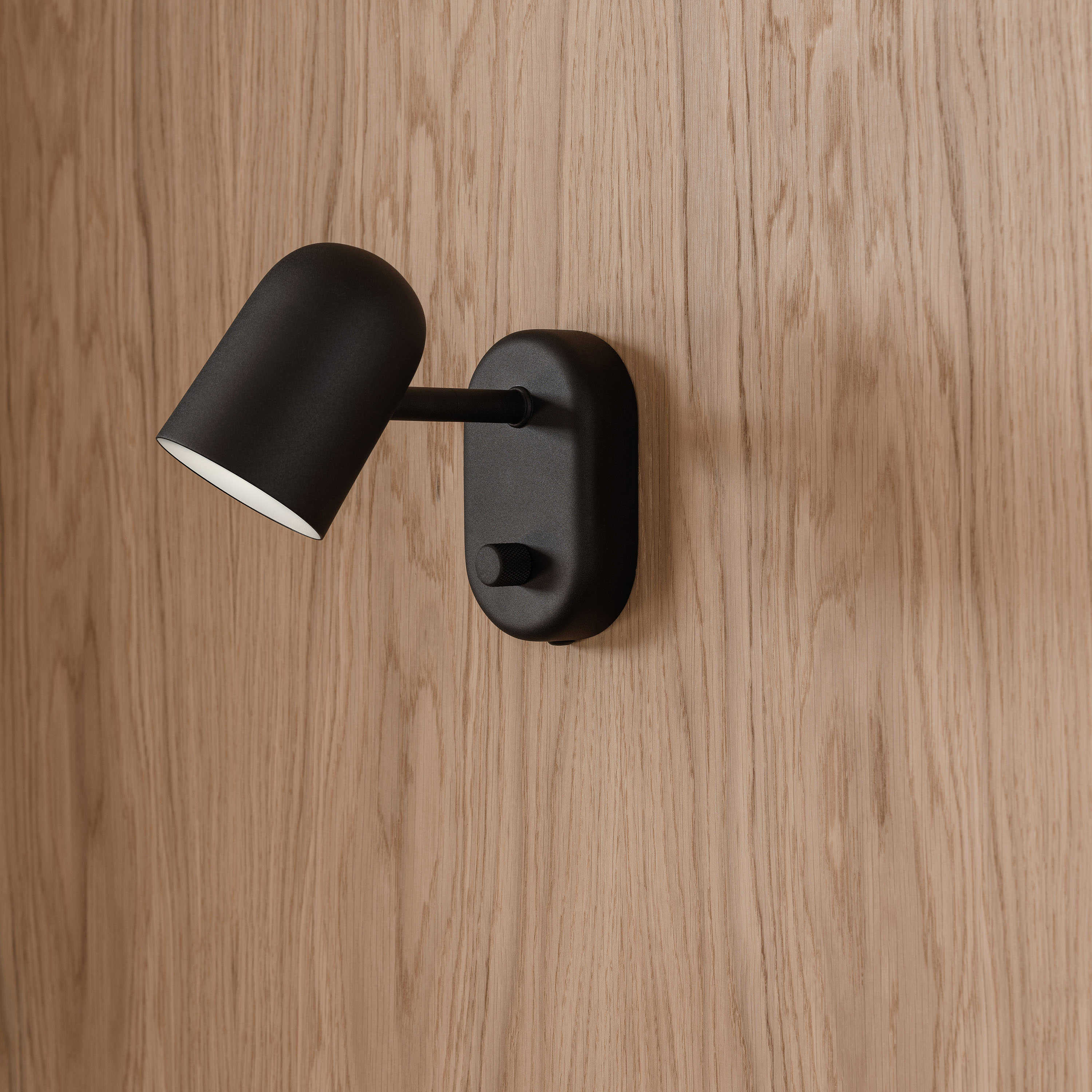 Northern Buddy Wandleuchte Black