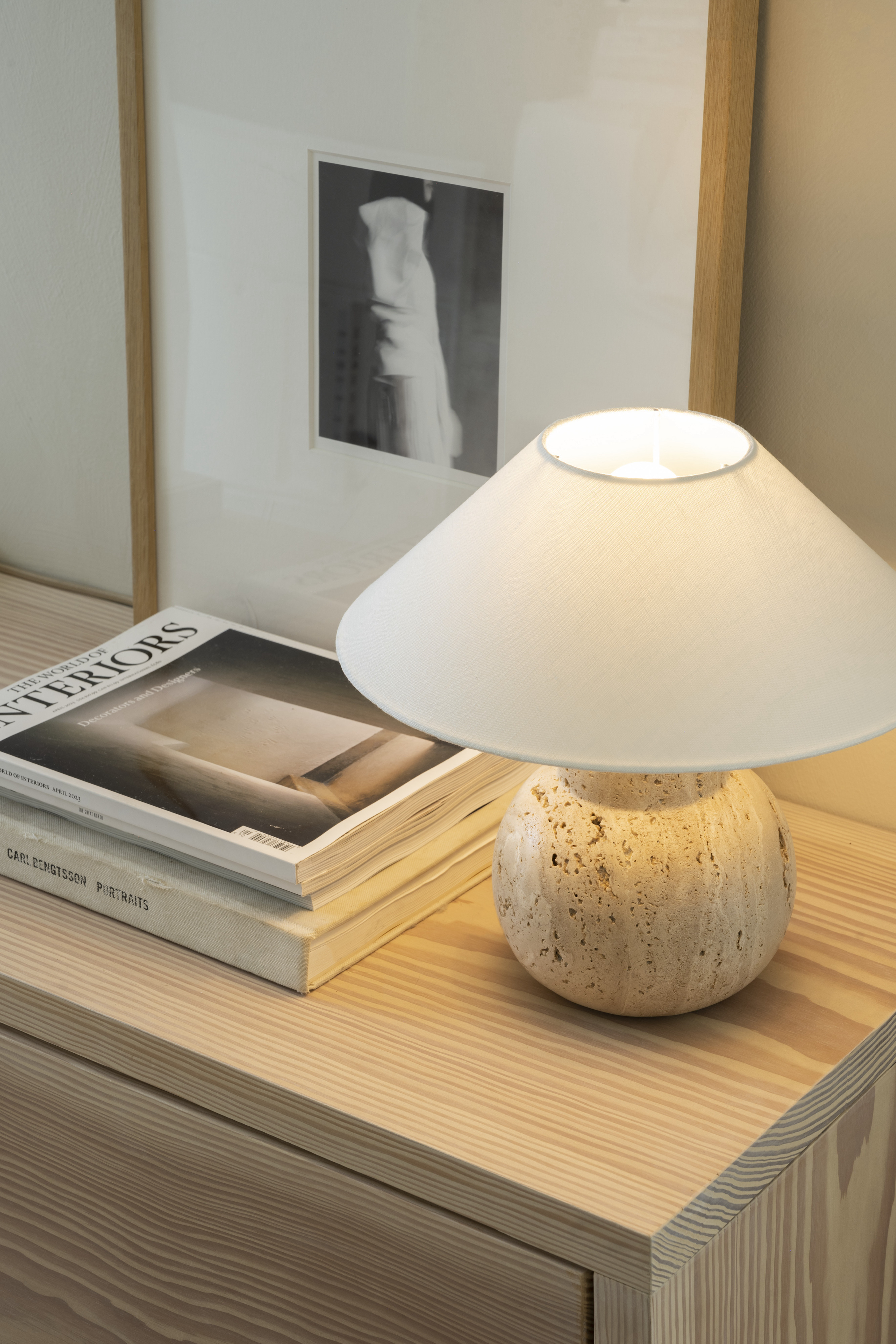 Watt &amp; Veke Pella Lampfot Travertine 23cm