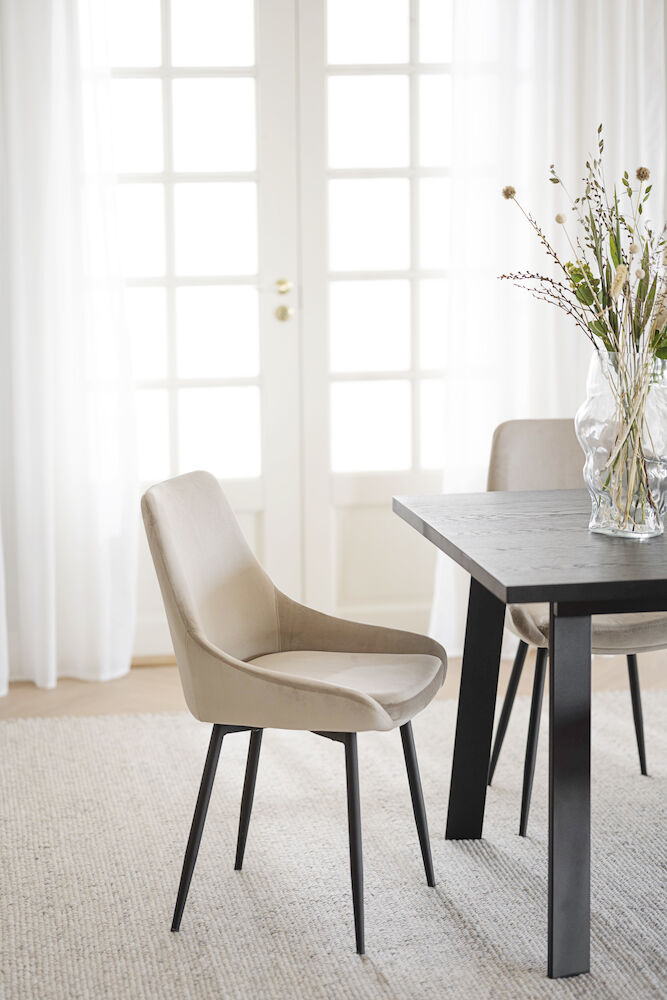 Rowico Home Winnipeg Esstisch Schwarz 200x100cm