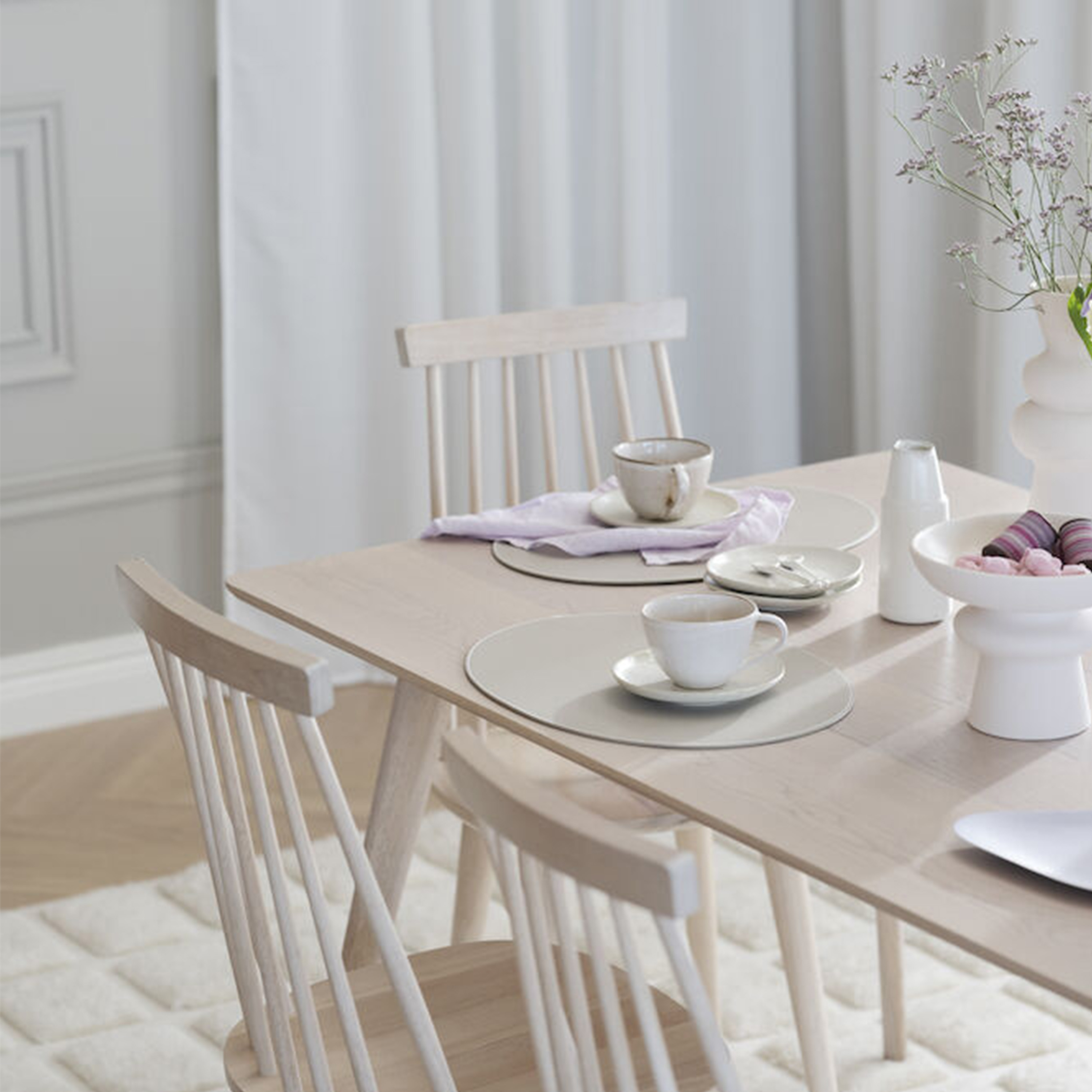 Rowico Home Yumi Esstisch Weiß pigmentiert 190cm