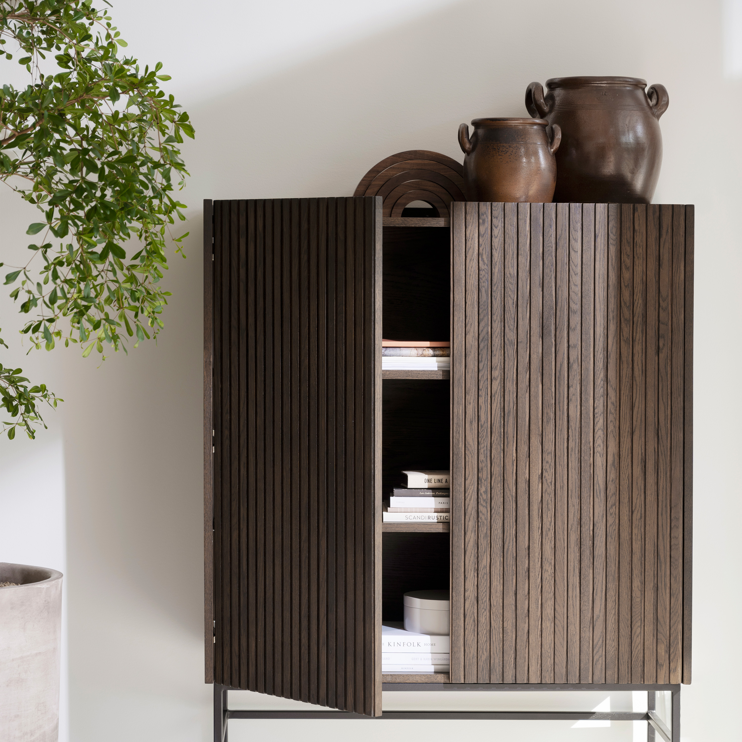 Rowico Home Halifax Schrank Braun/Schwarz 100cm