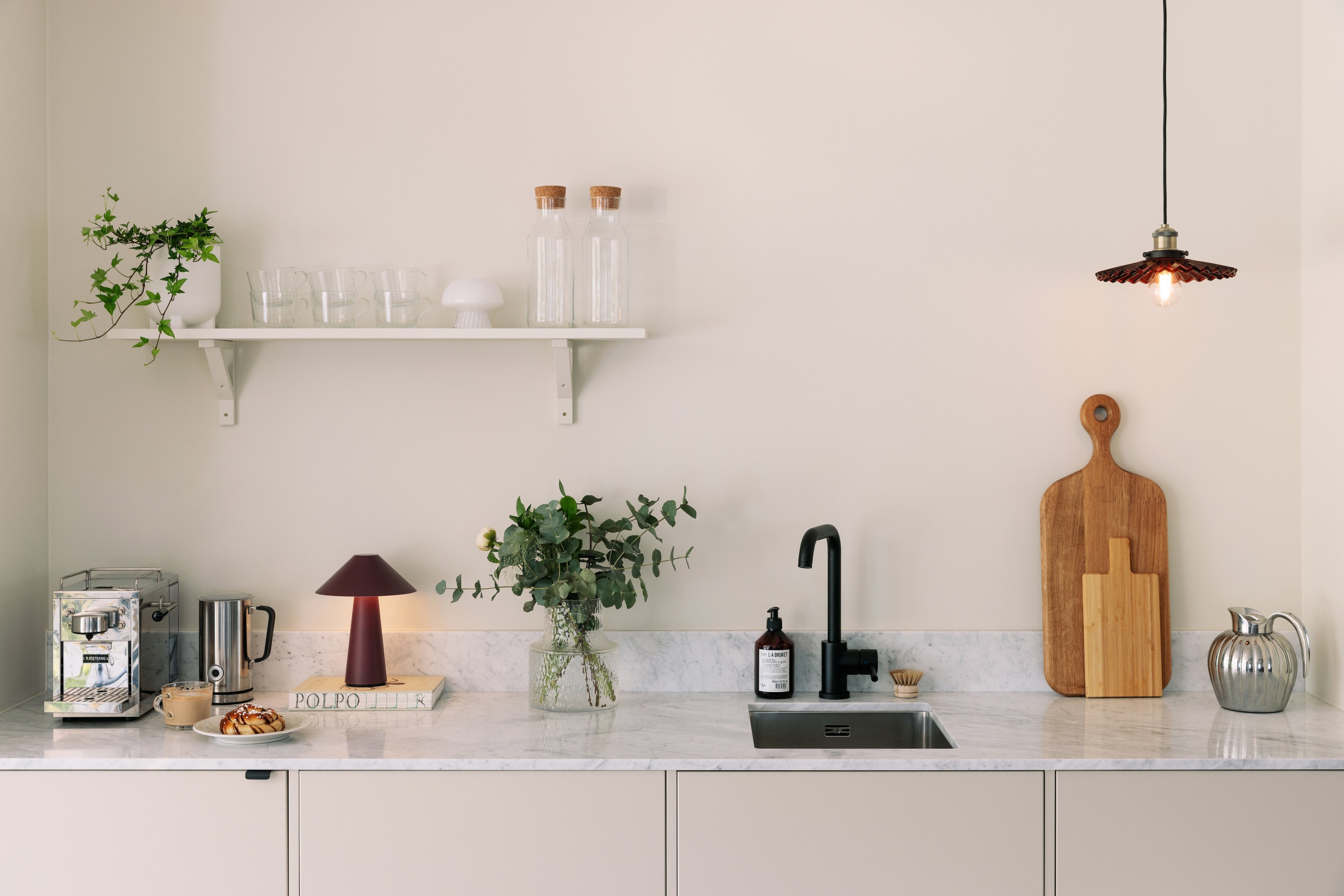 Globen Lighting Cobbler Taklampe Burgunder Ø25