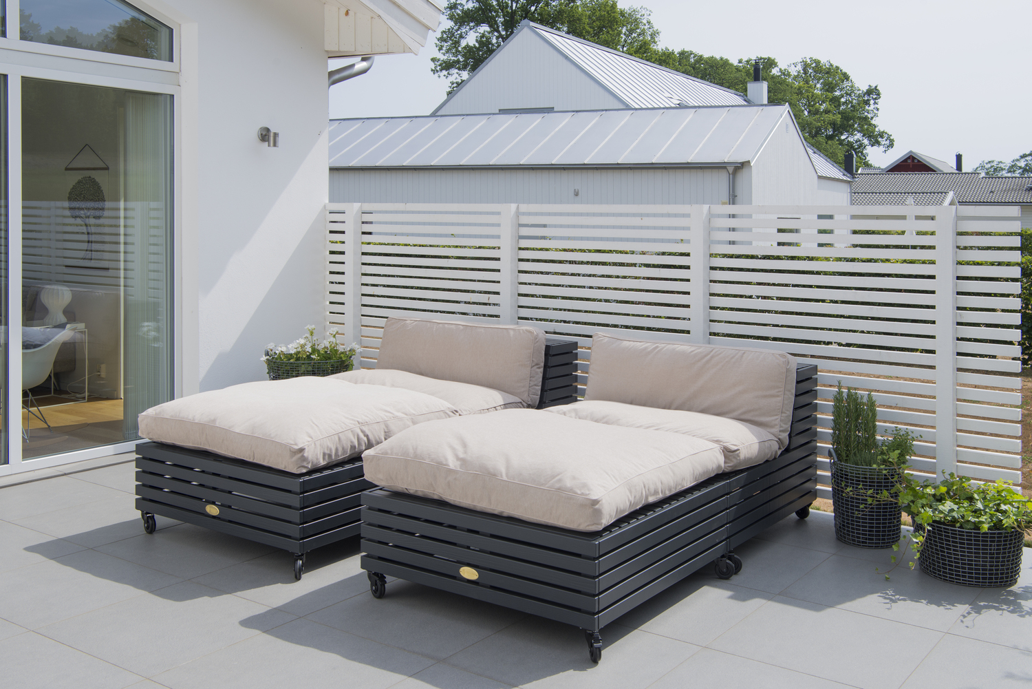 Hillerstorp Bara Vara Nojatuoli Myrskynharmaa