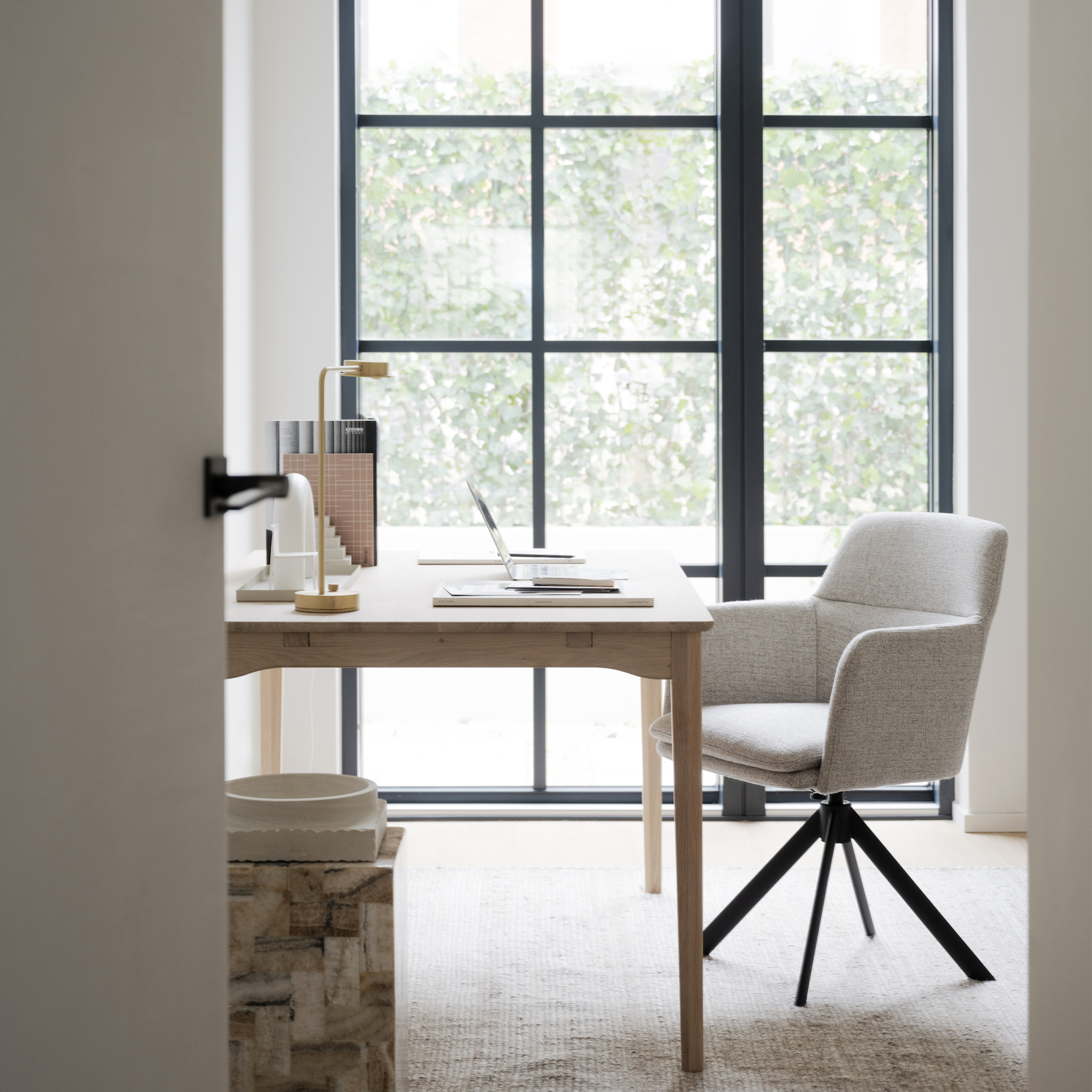 Rowico Home Markham Esstisch Weißpigmentiert 140cm