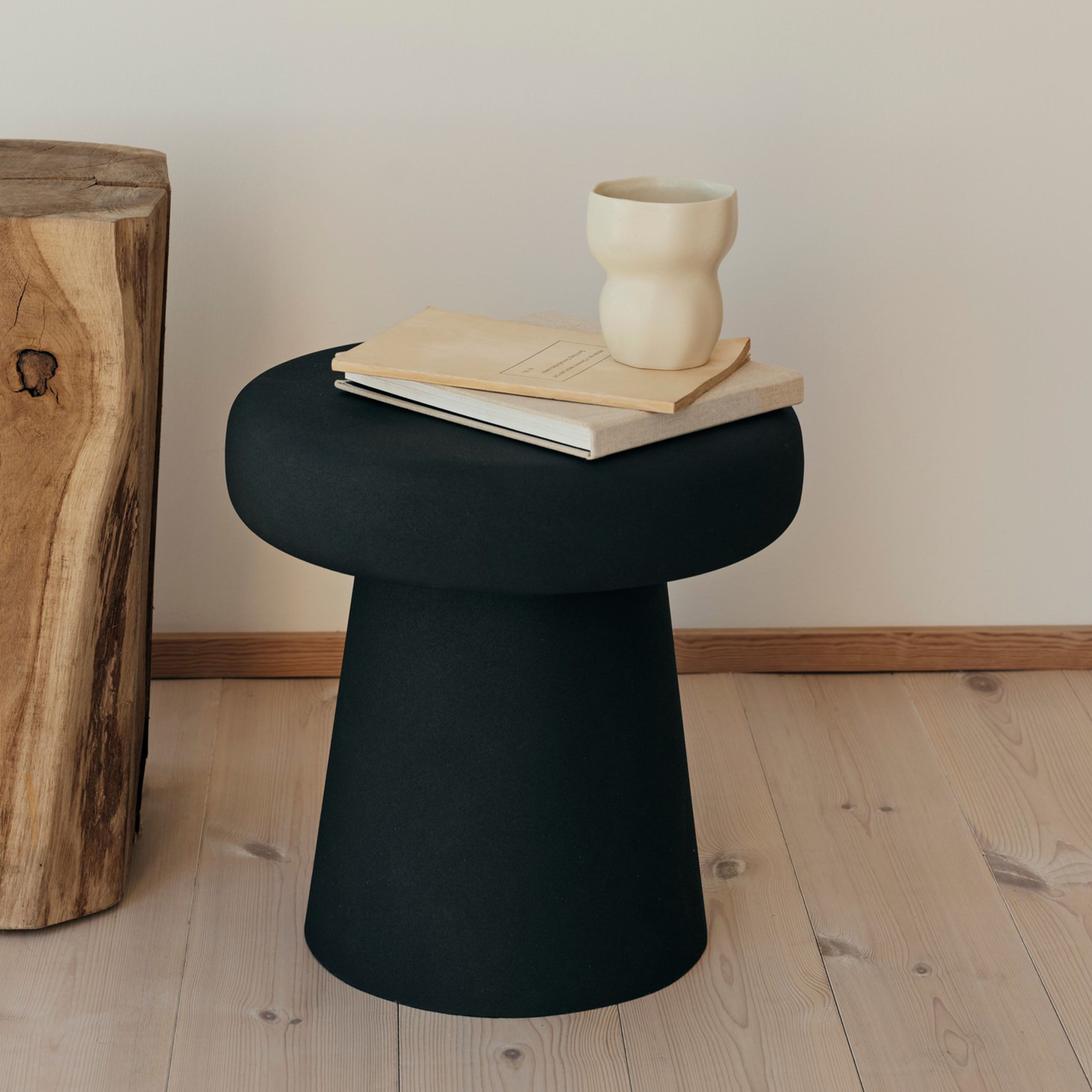 Broste Copenhagen Jelly Sivupöytä Musta 36cm