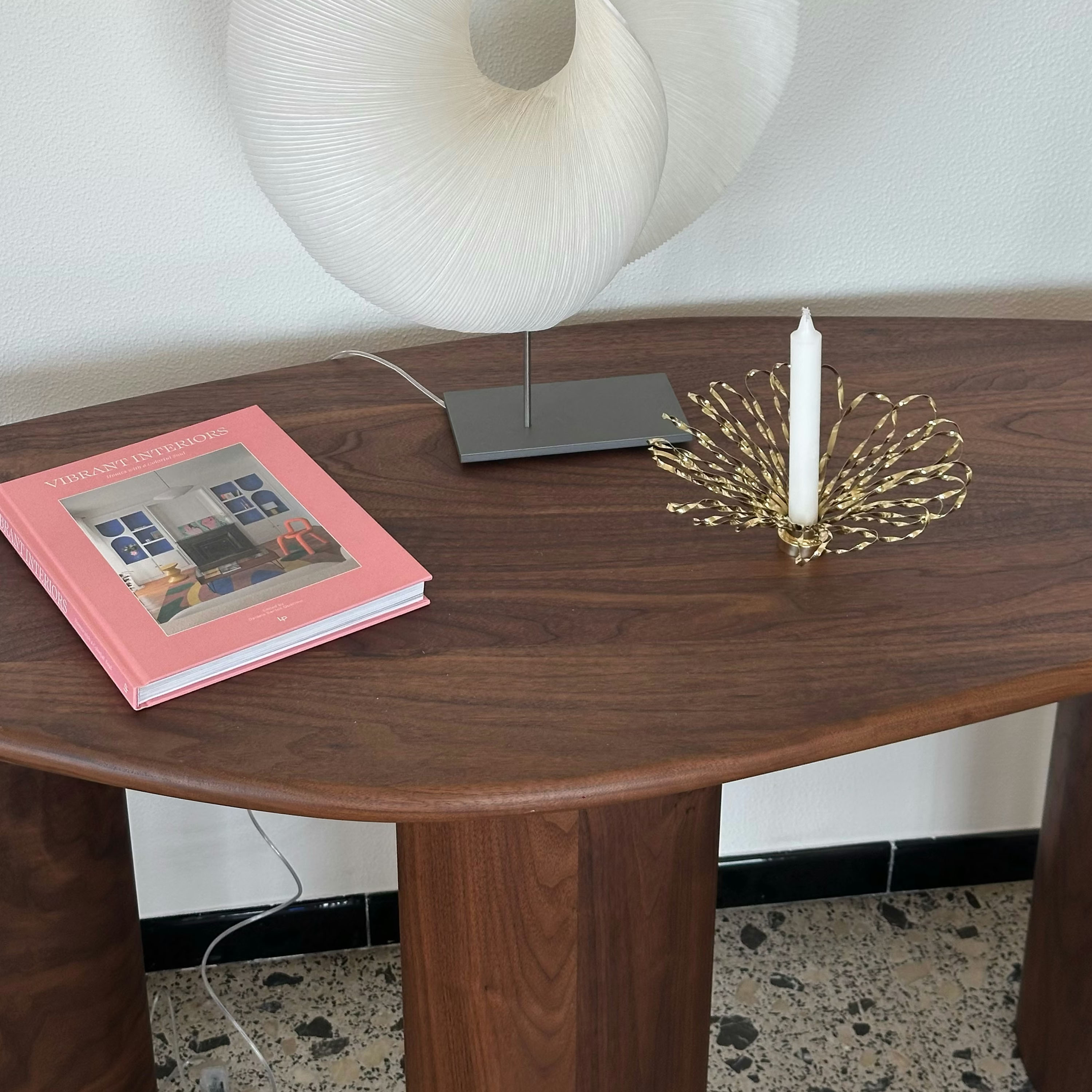 Tinted Lowe Konsollbord Walnut Brown