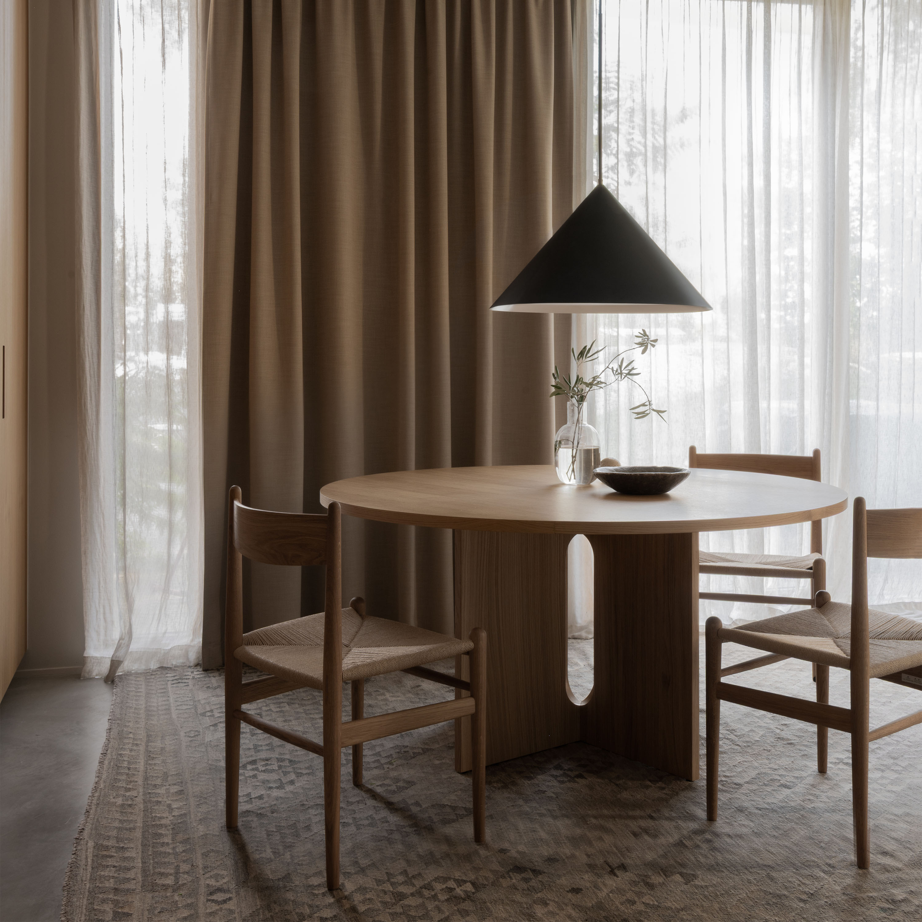 Watt &amp; Veke Kuro Deckenleuchte Black Ø65