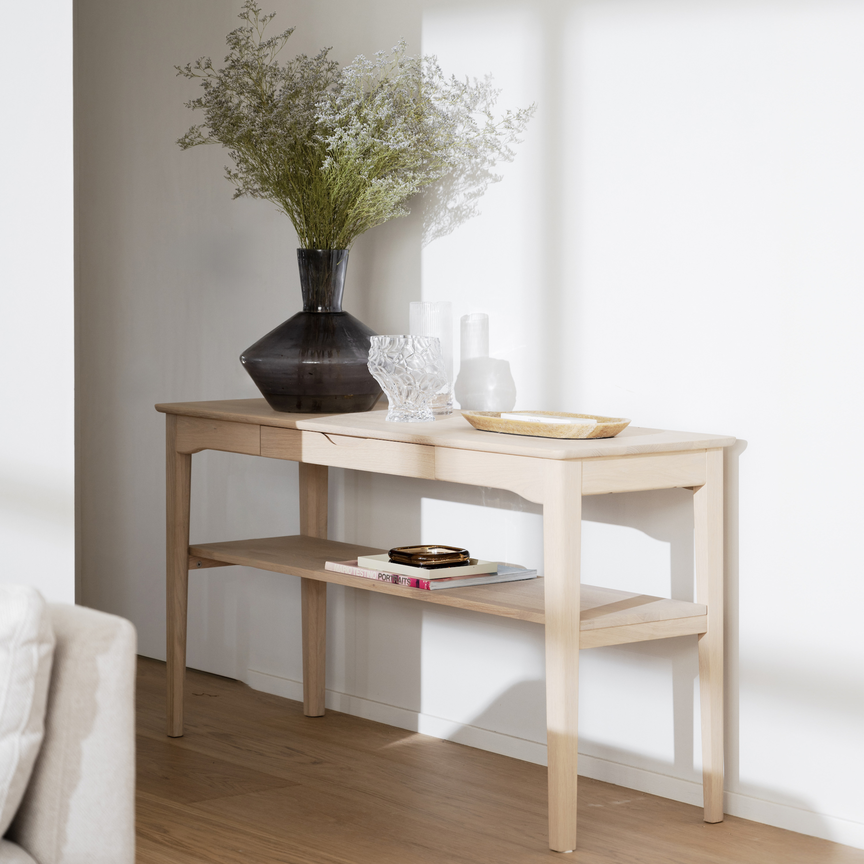 Rowico Home Markham Konsolbord Vitpigmenterad 140cm