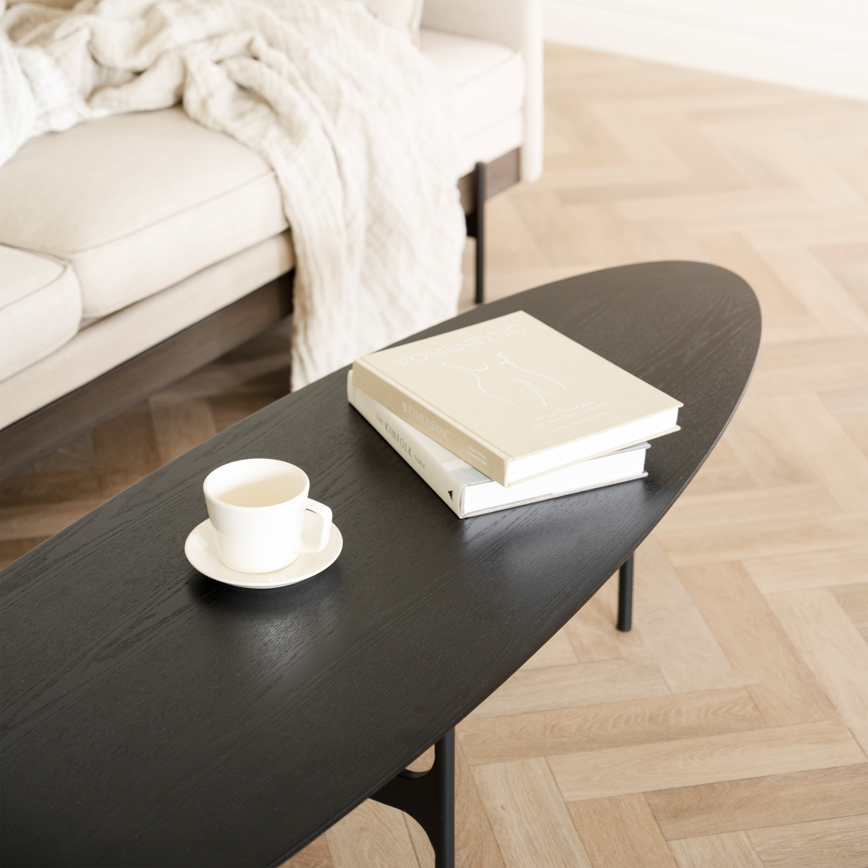 Rowico Home Colton Soffbord Ovalt Svart 180x50