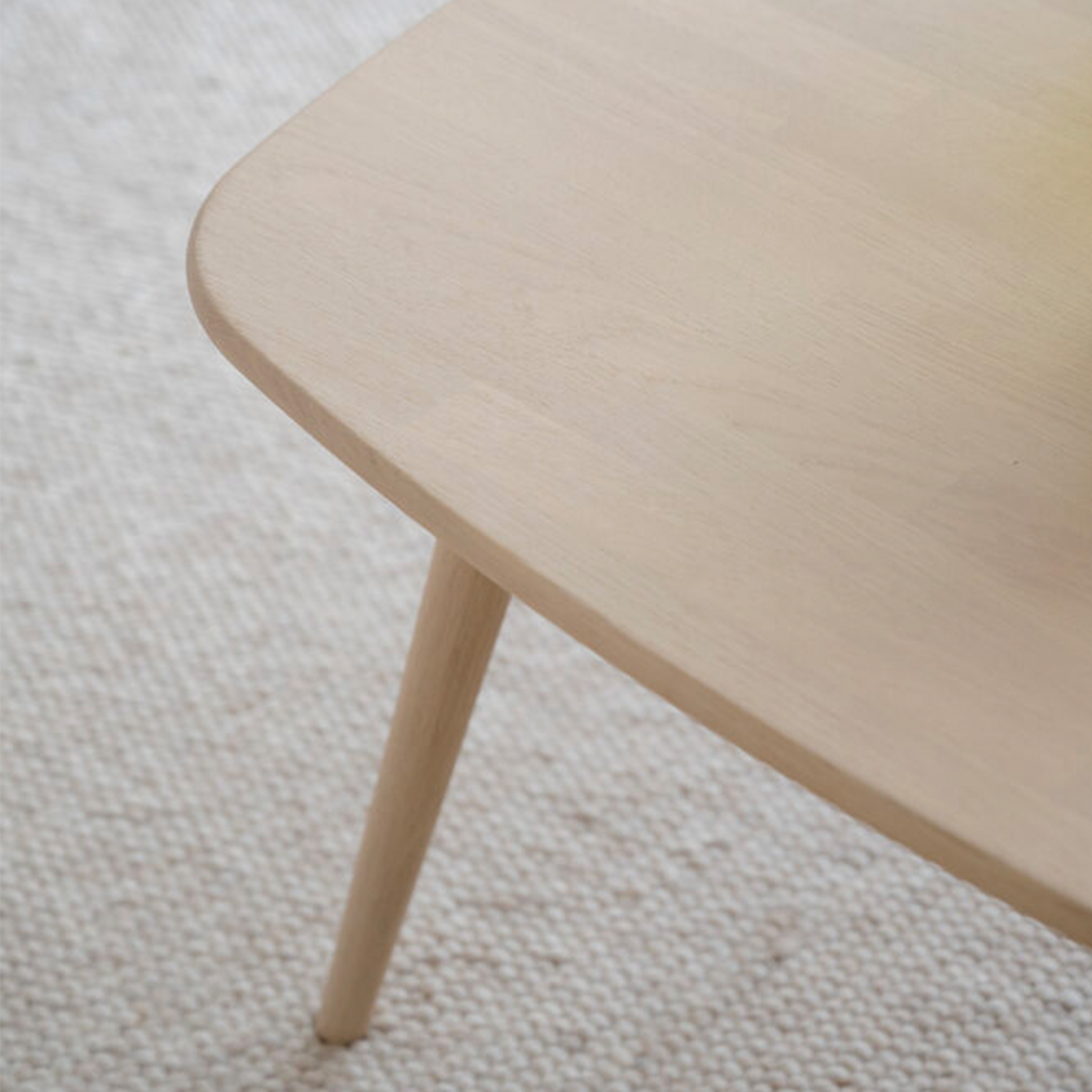 Rowico Home Tompkins Soffbord Vitpigmenterad 90x90cm