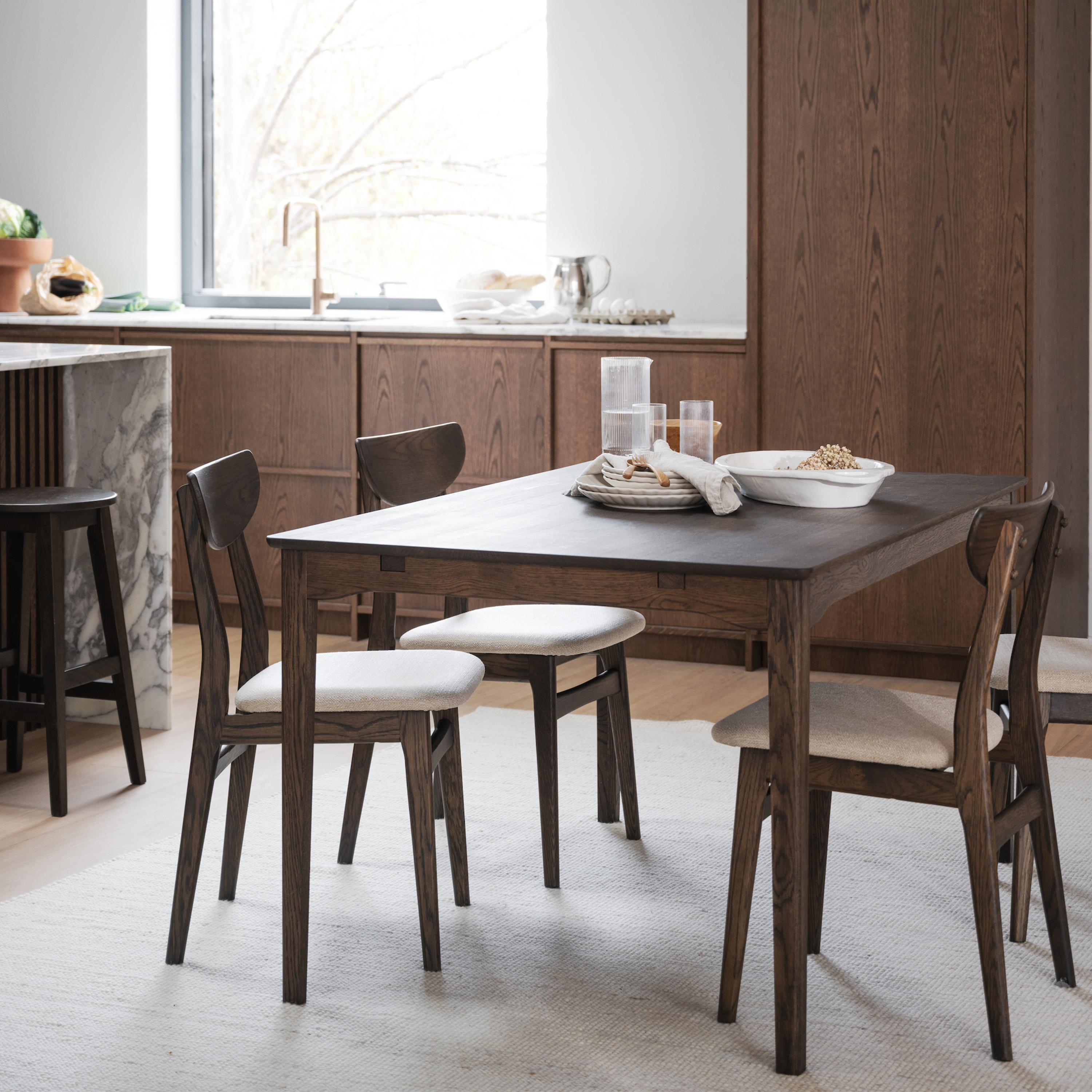 Rowico Home Markham Matbord Brun 140cm