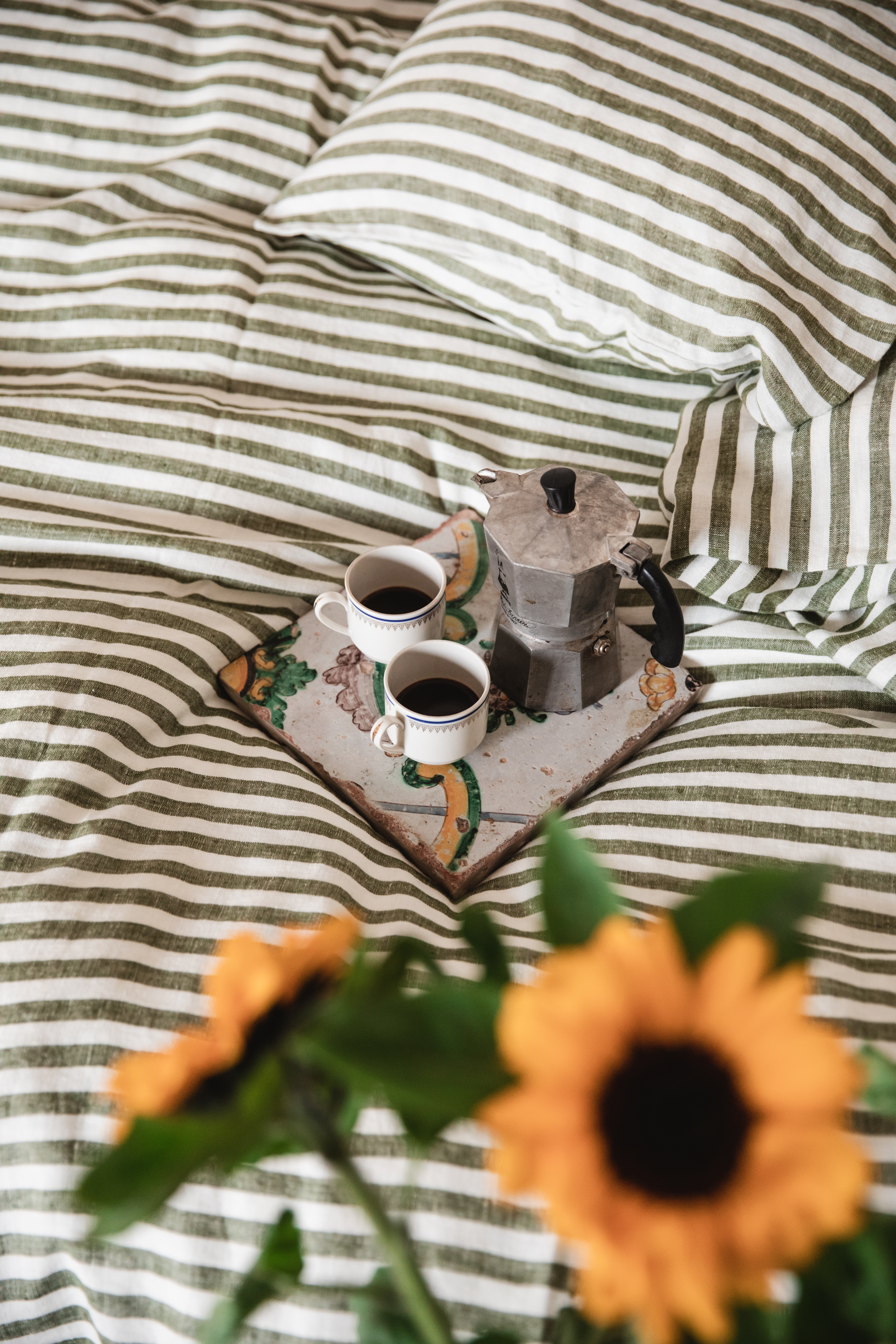 Lovely Linen Misty Örngott Linne Edge Jeep Green 50x60