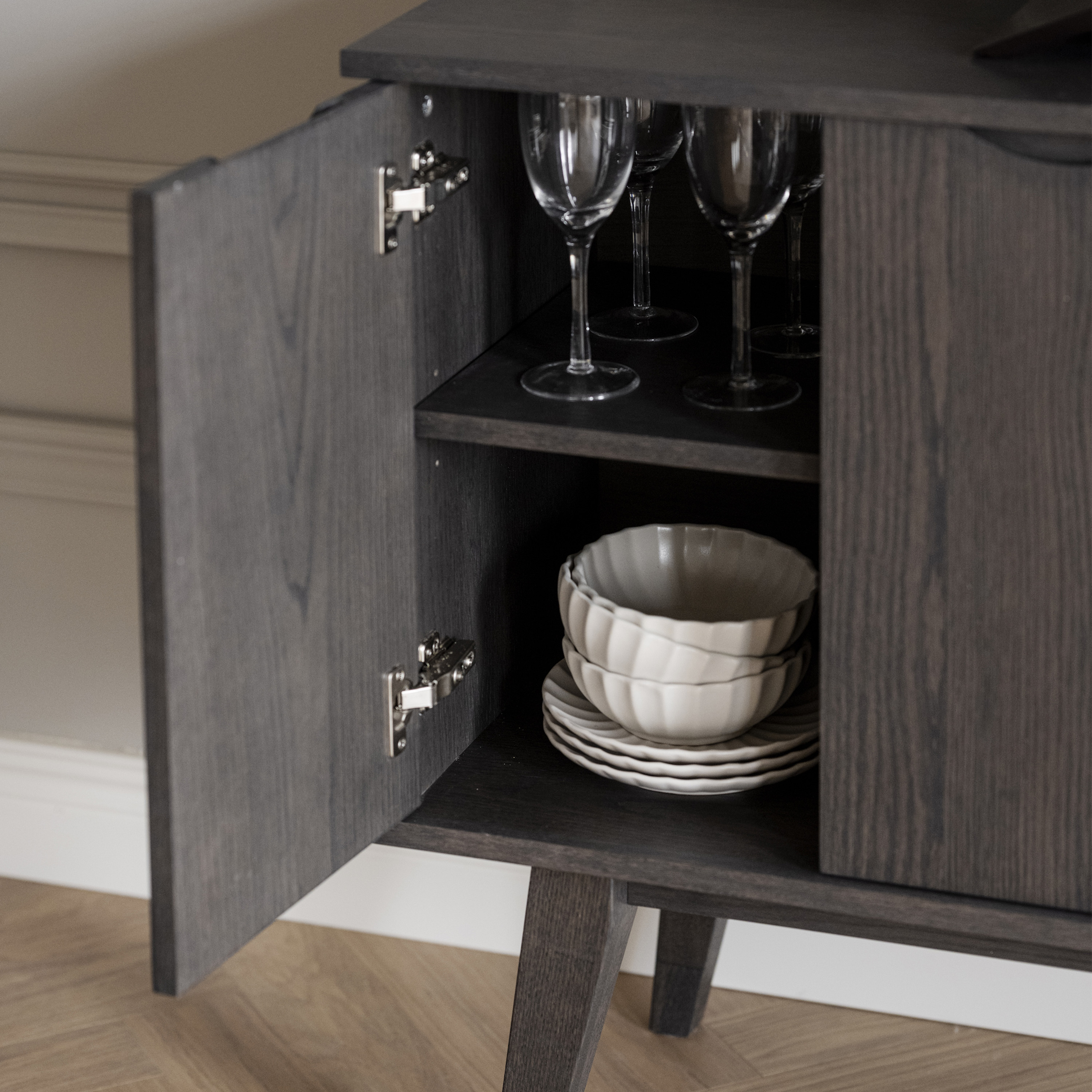 Rowico Home Filippa Sideboard Dunkelbraun 122cm