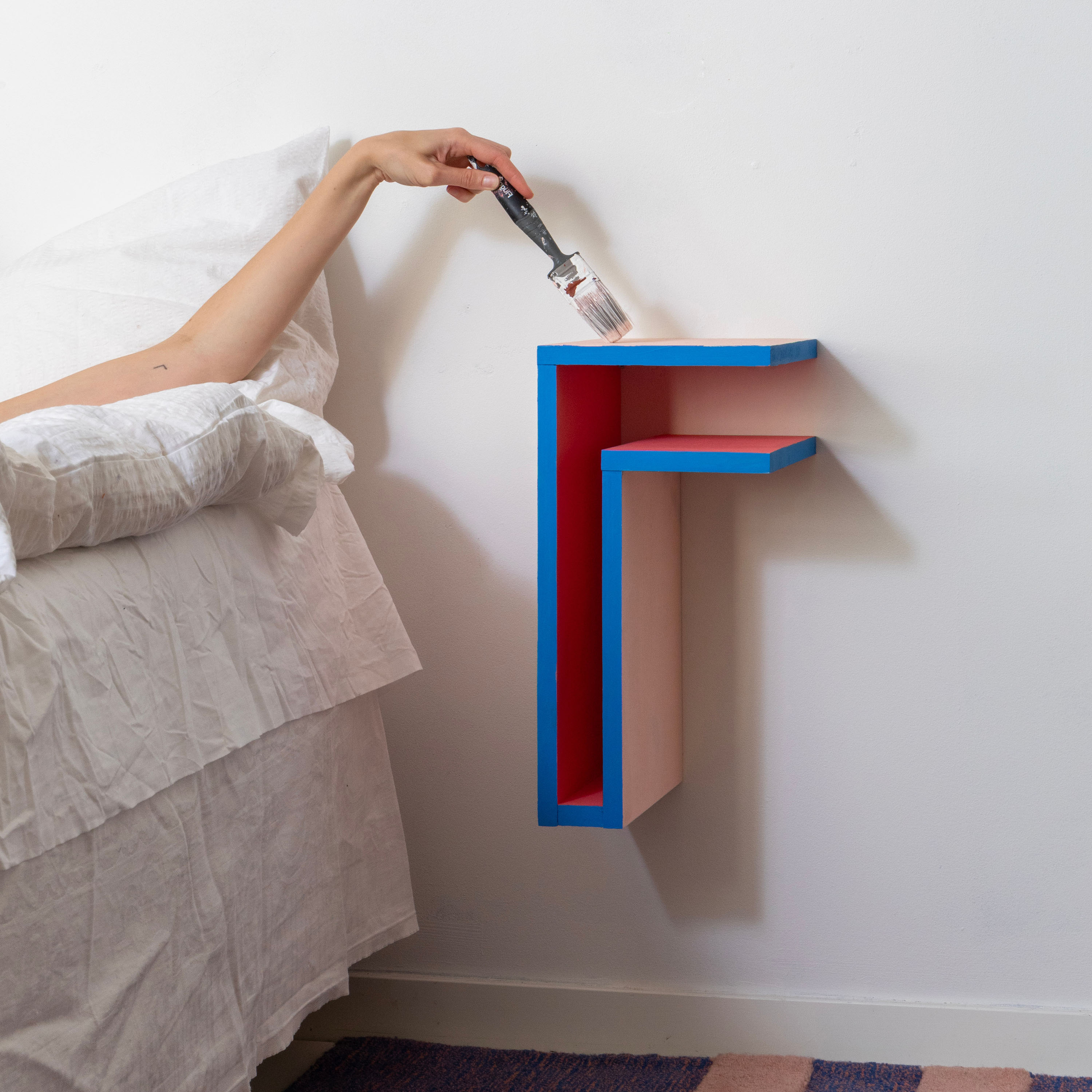 Maze F-Shelf Play Right Bedside Table Pine