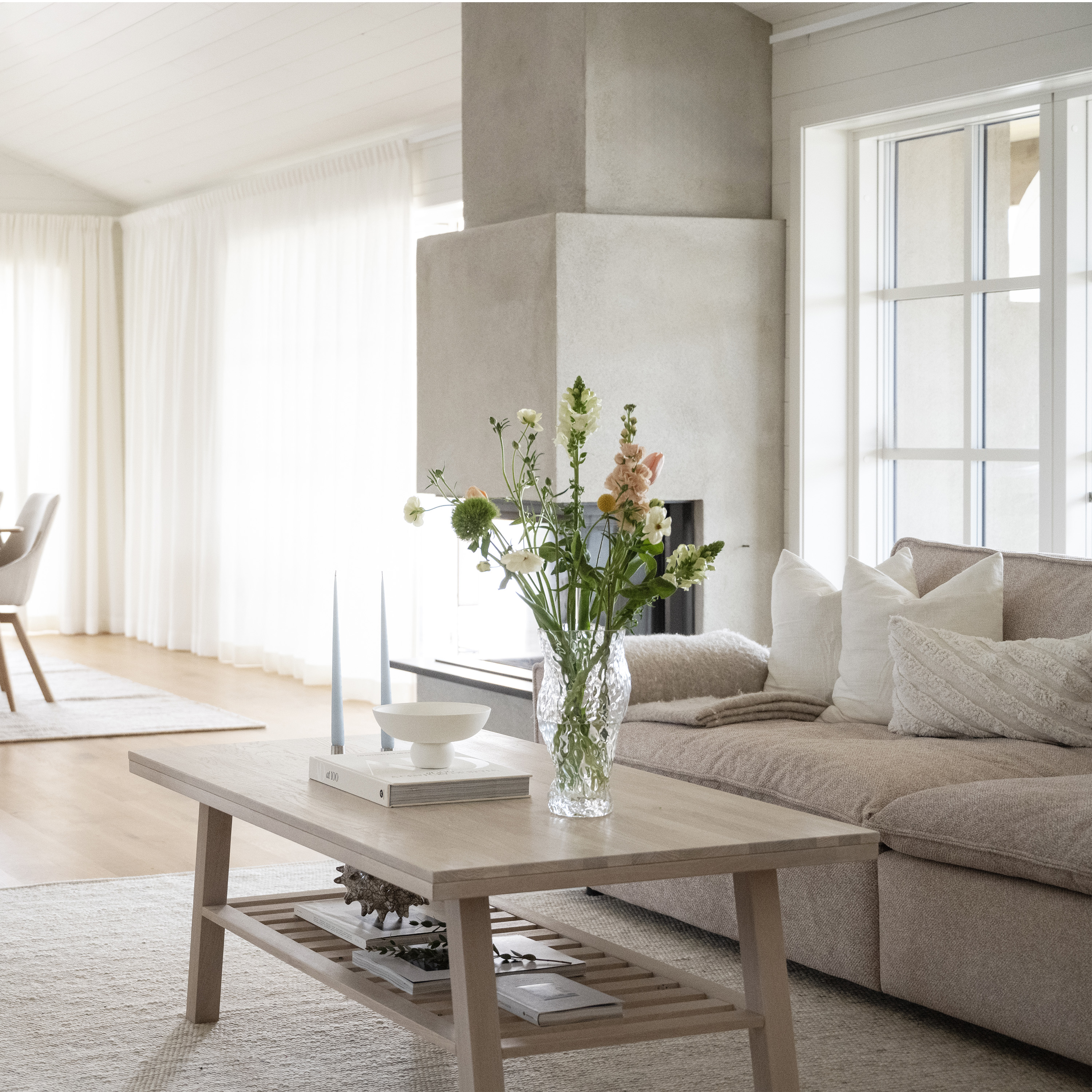 Rowico Home Brooklyn Couchtisch Weiß pigmentierte Eiche