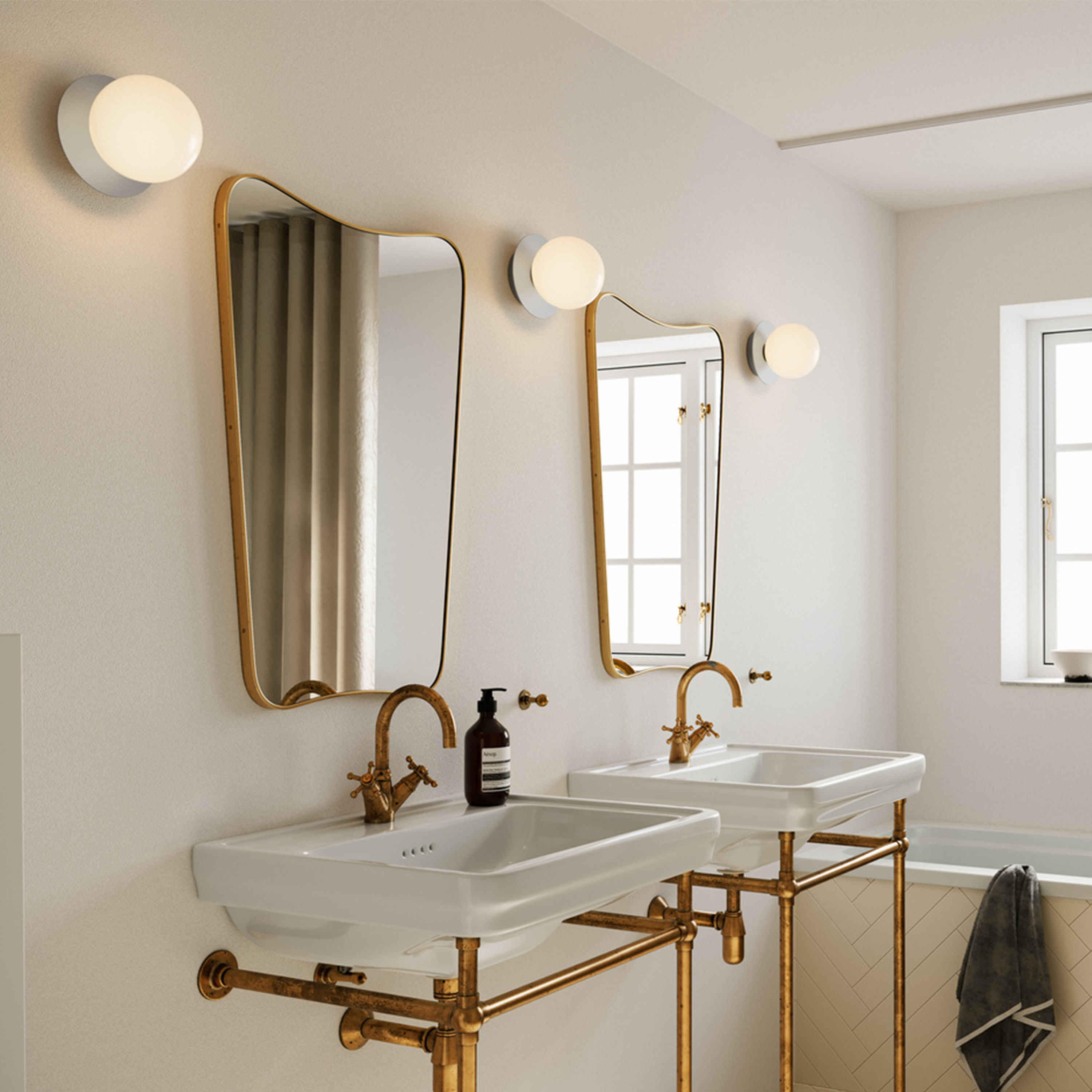 Nuura Liila 1 Vägg-/taklampa Light Silver/Opal Medium