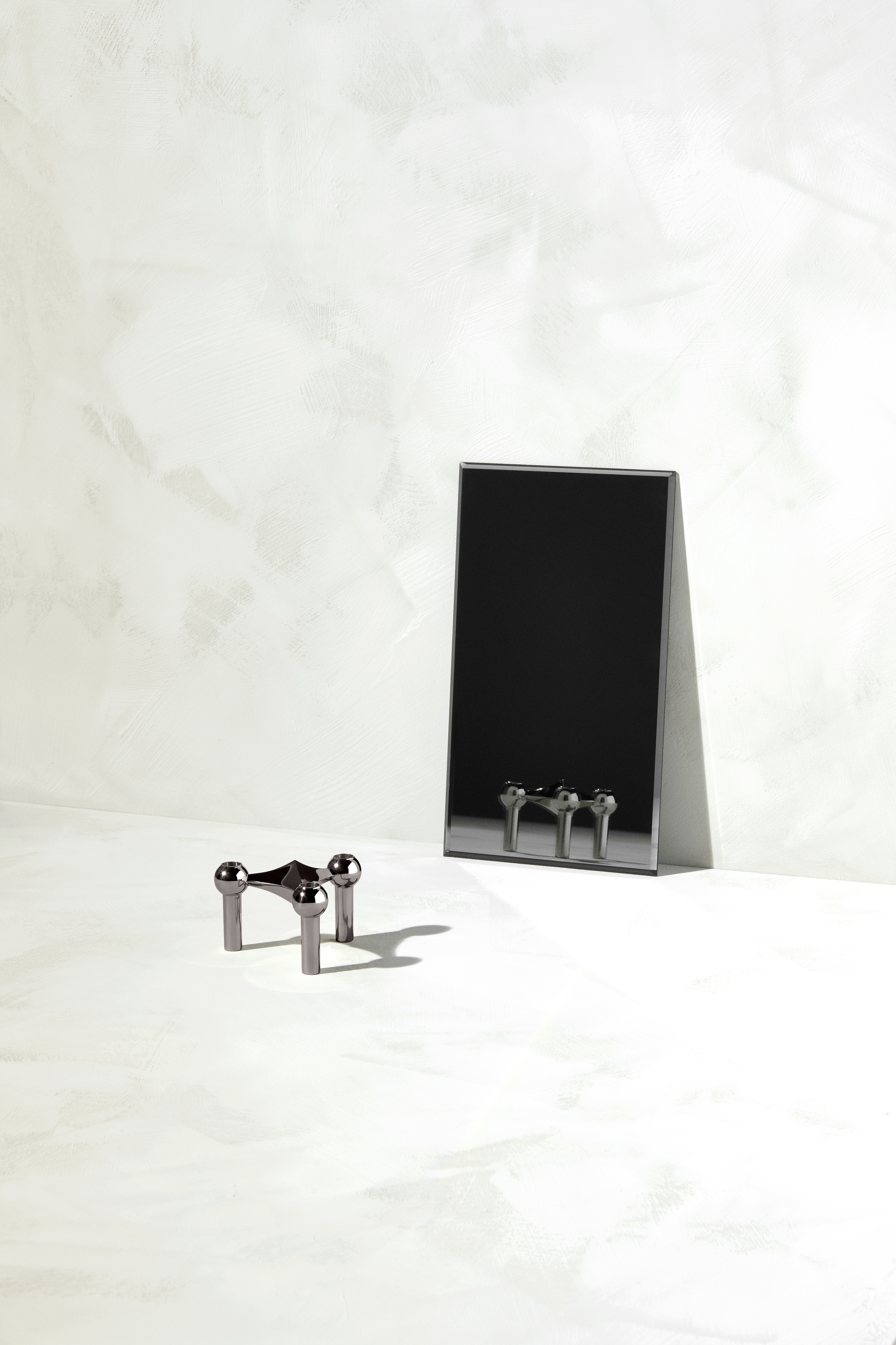 Stoff STOFF Nagel Lysestake Black Chrome