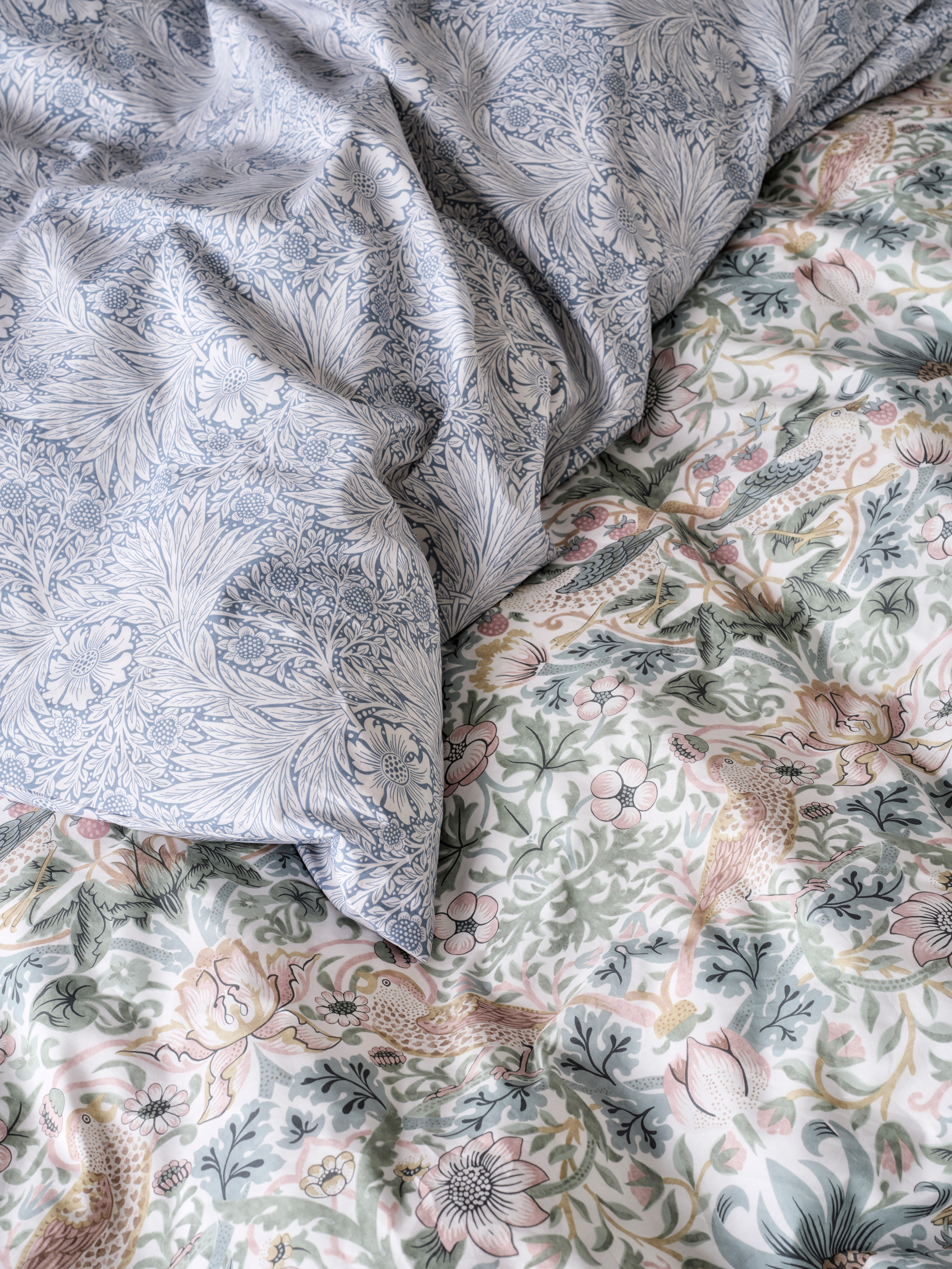 Mille Notti Strawberry Thief Tyynyliina Green/Pink 50x60