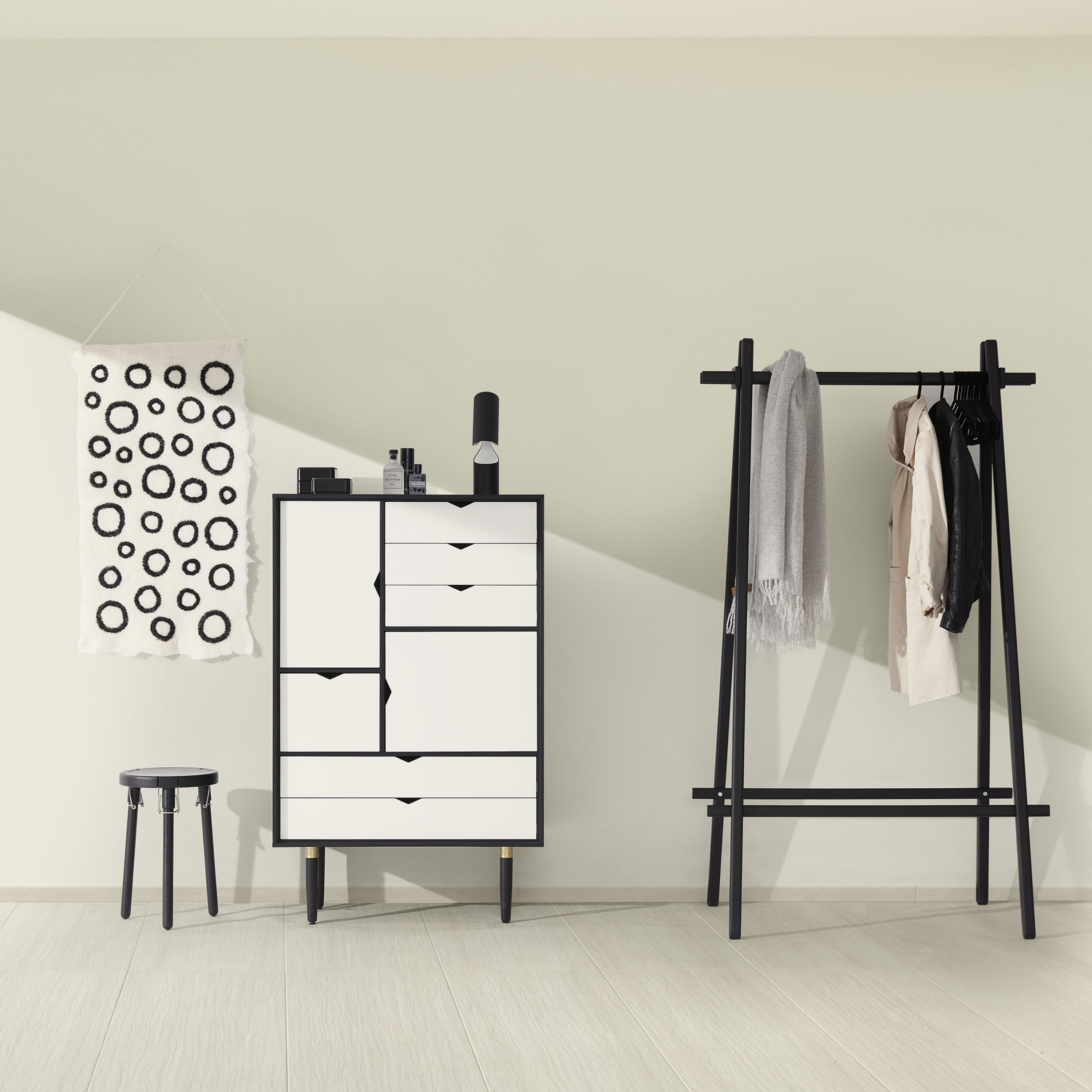 Andersen Furniture S5 Skap Svart Eik Mattlakkert/Hvit 83x132