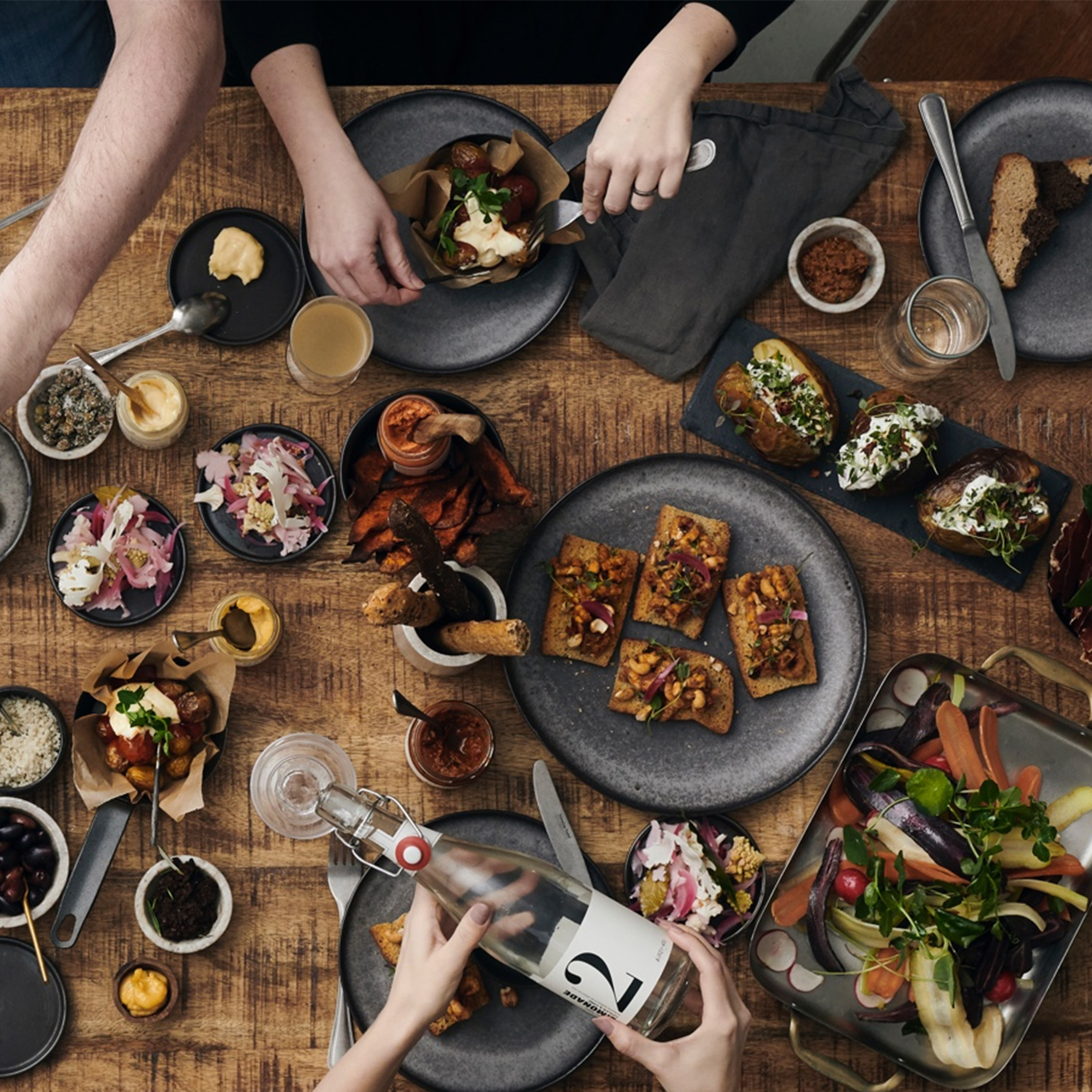 House Doctor Party ruokapöytä, taitettava, natural 180cm