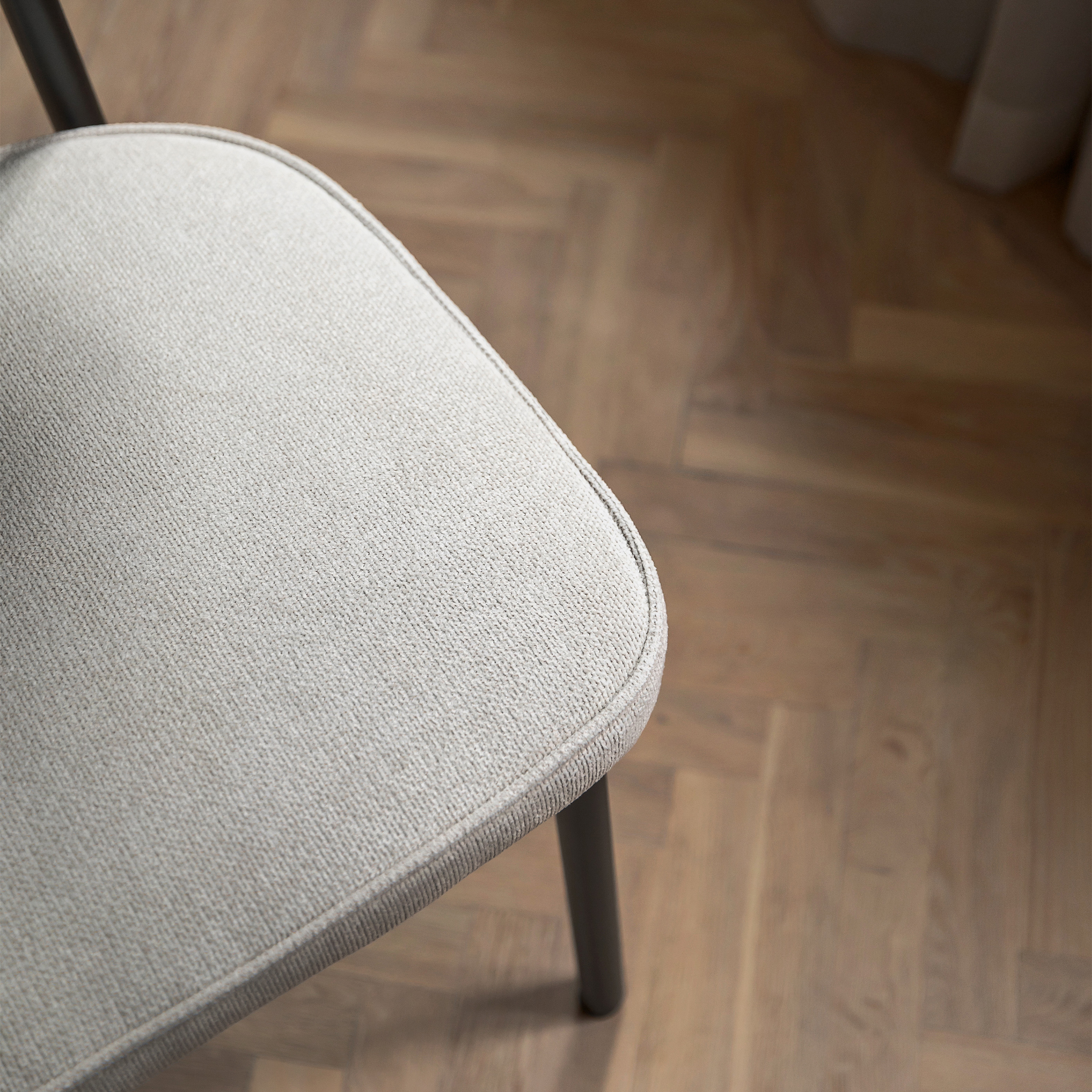 Rowico Home Paisley Matstol Beige/Svart