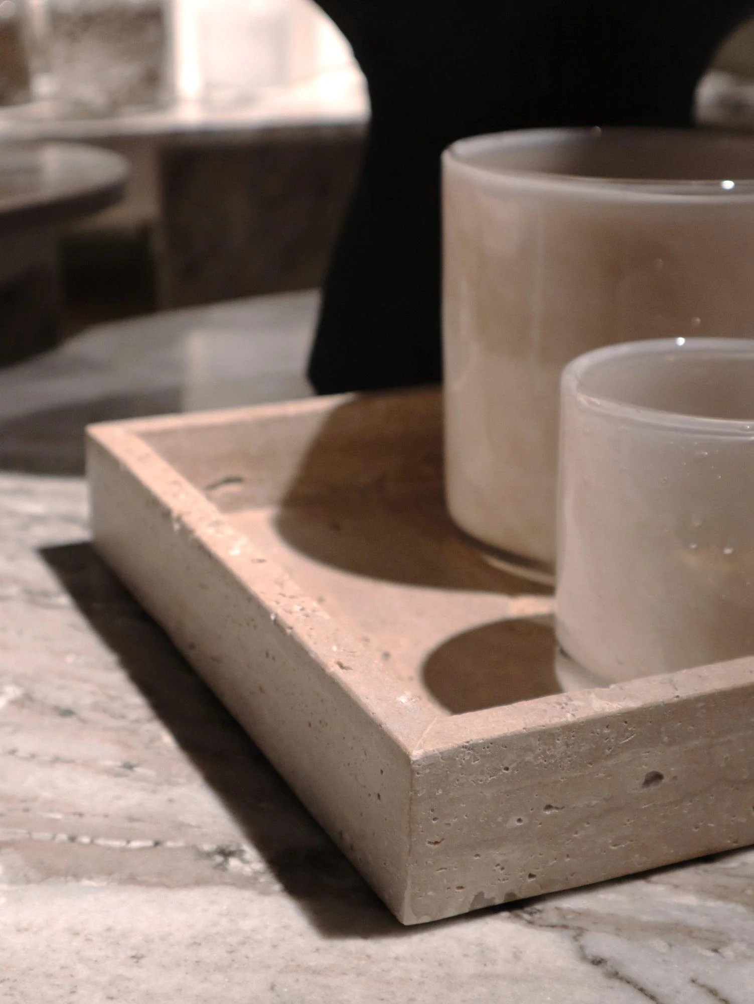 Jakobsdals Mae Quadratischer Fett-Travertin